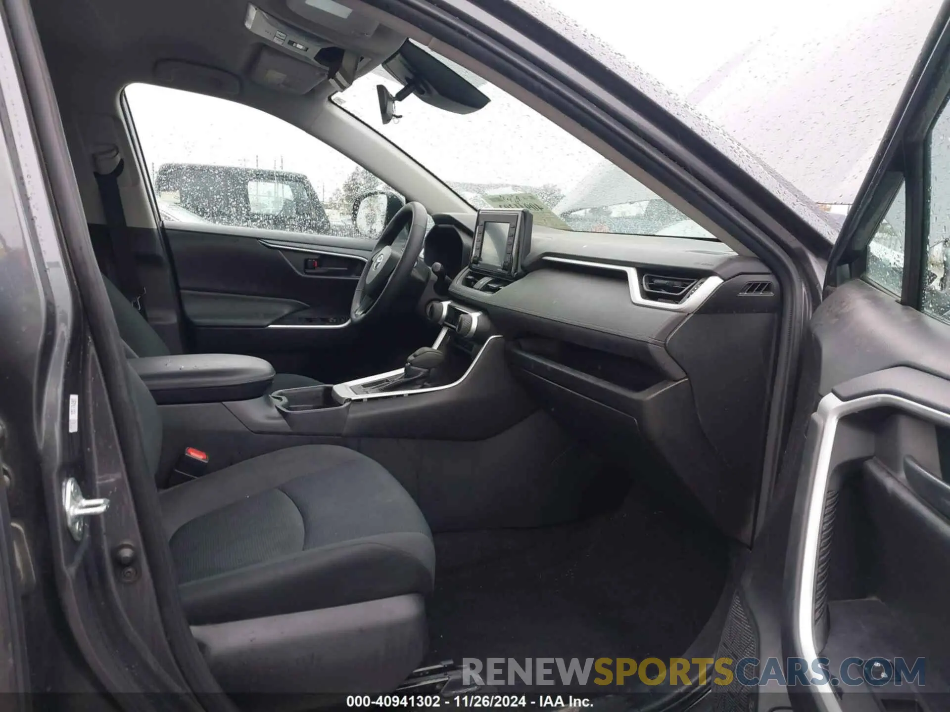 5 fotografías del automóvil dañado 2T3H1RFV4MC112150 TOYOTA RAV4 2021