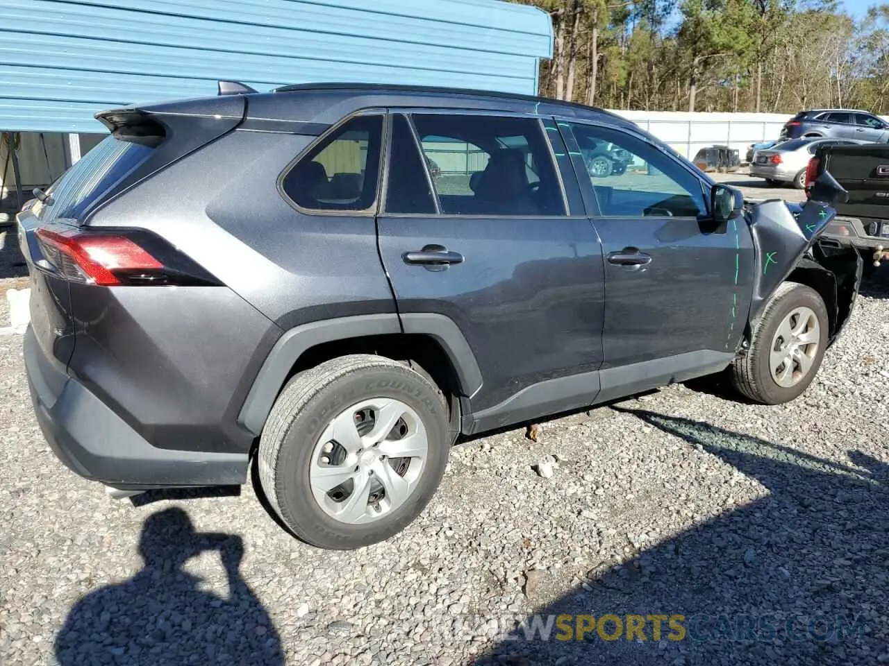 3 fotografías del automóvil dañado 2T3H1RFV4MC124623 TOYOTA RAV4 2021