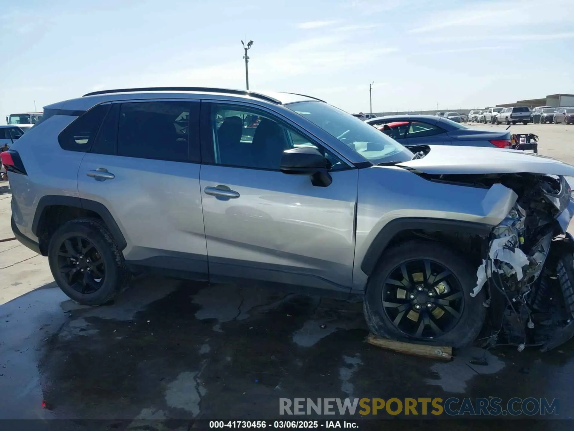 13 fotografías del automóvil dañado 2T3H1RFV4MC163860 TOYOTA RAV4 2021