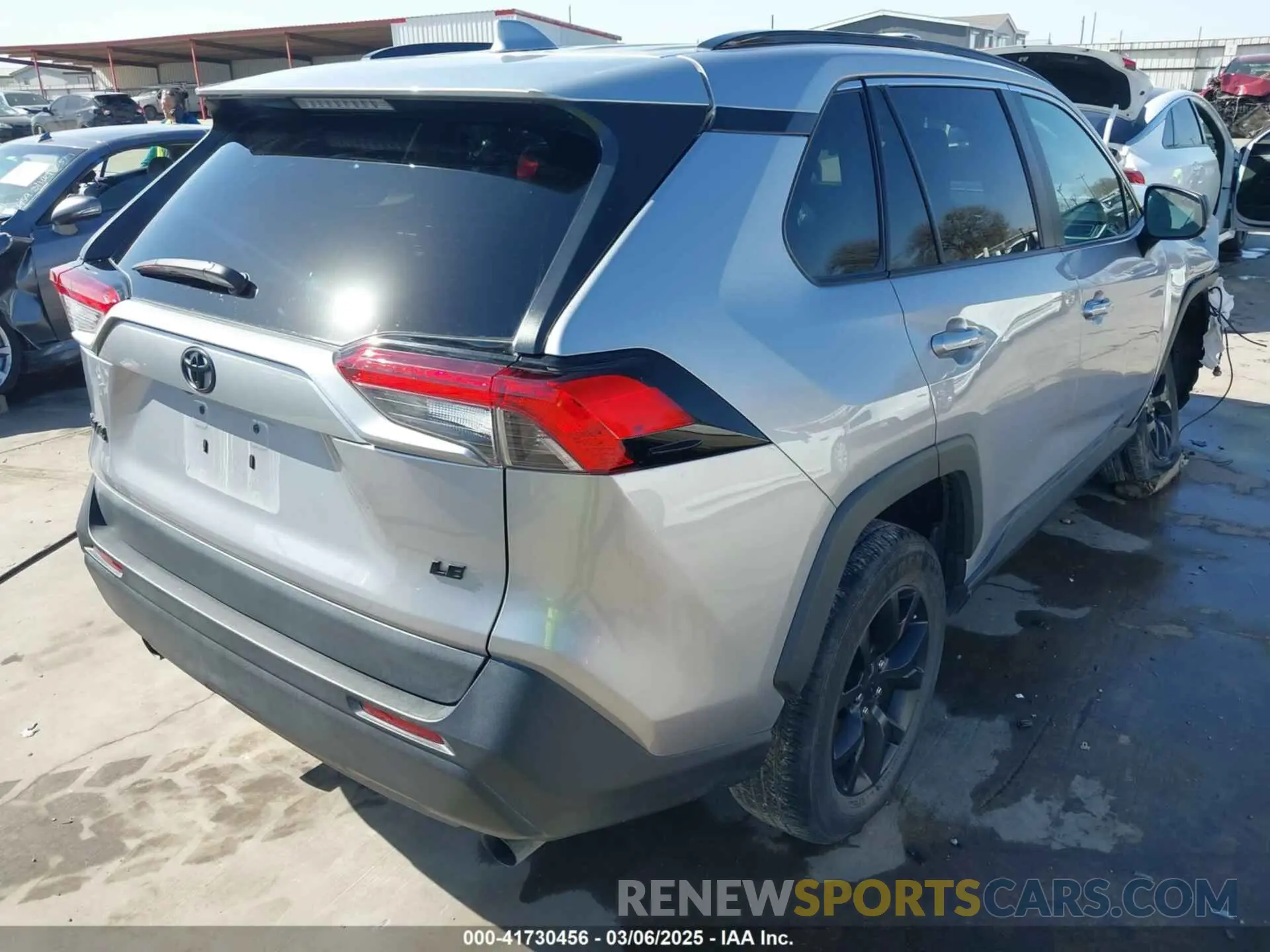 4 fotografías del automóvil dañado 2T3H1RFV4MC163860 TOYOTA RAV4 2021