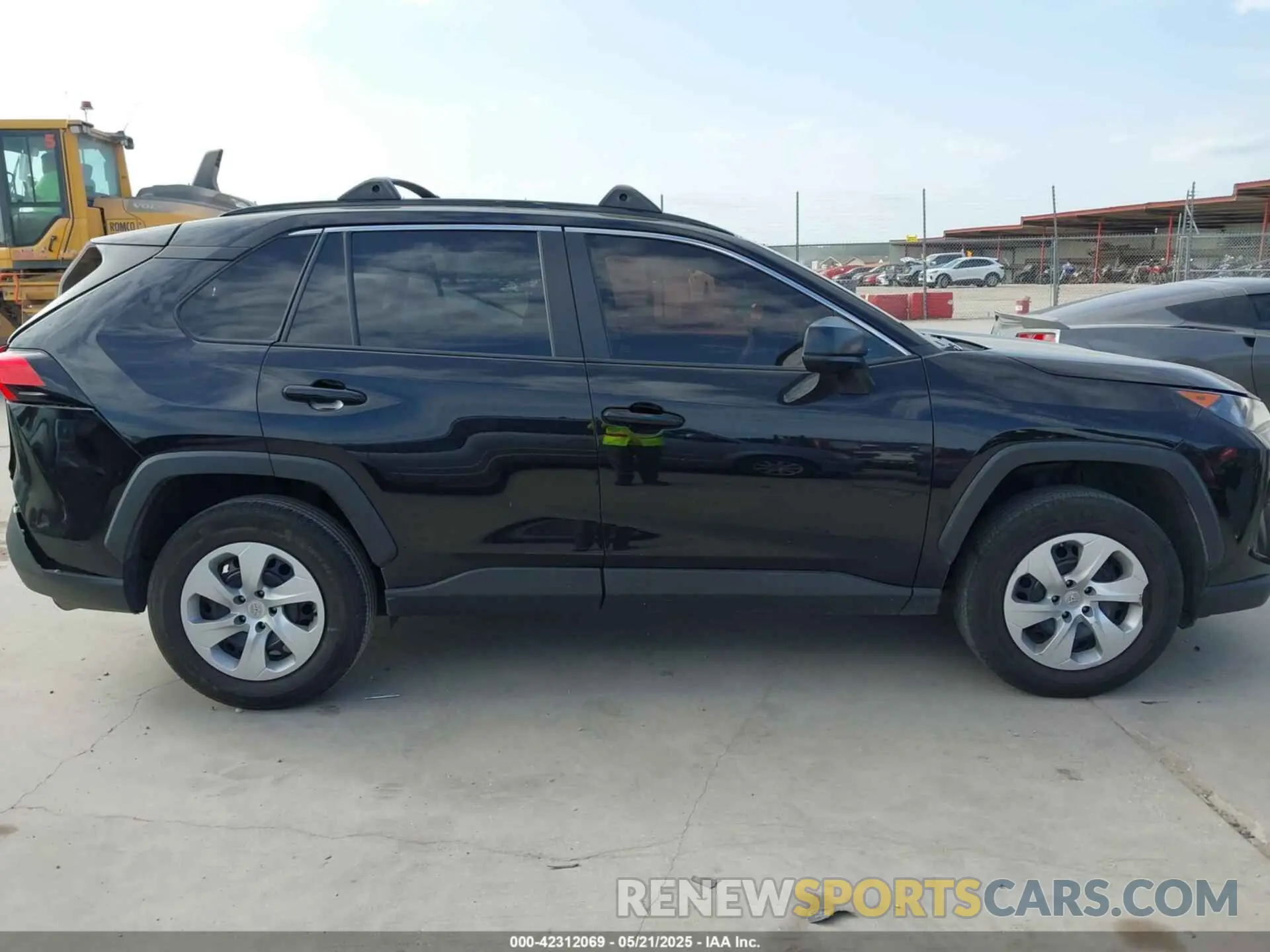 13 fotografías del automóvil dañado 2T3H1RFV4MW124698 TOYOTA RAV4 2021