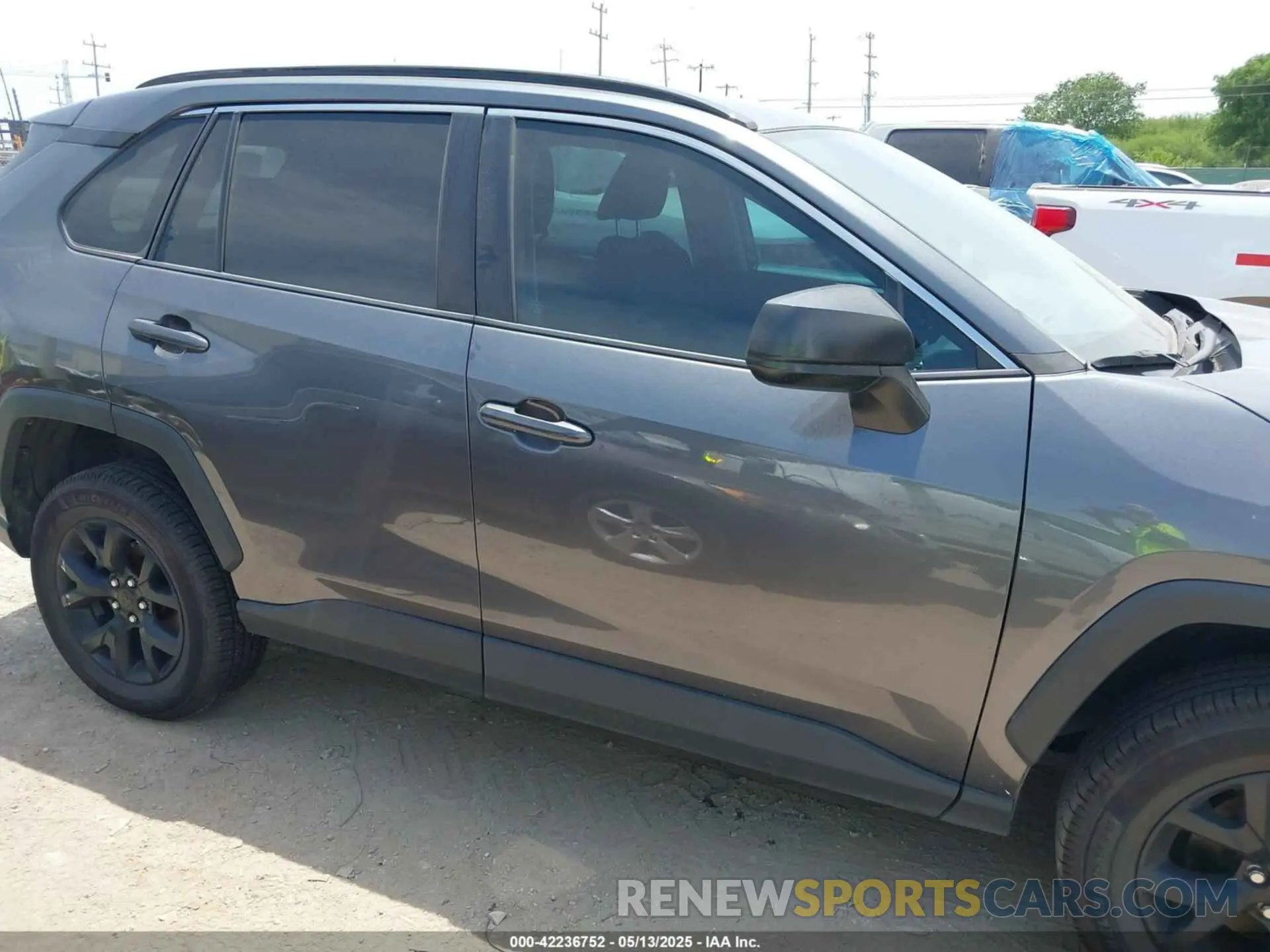 13 fotografías del automóvil dañado 2T3H1RFV5MC124355 TOYOTA RAV4 2021