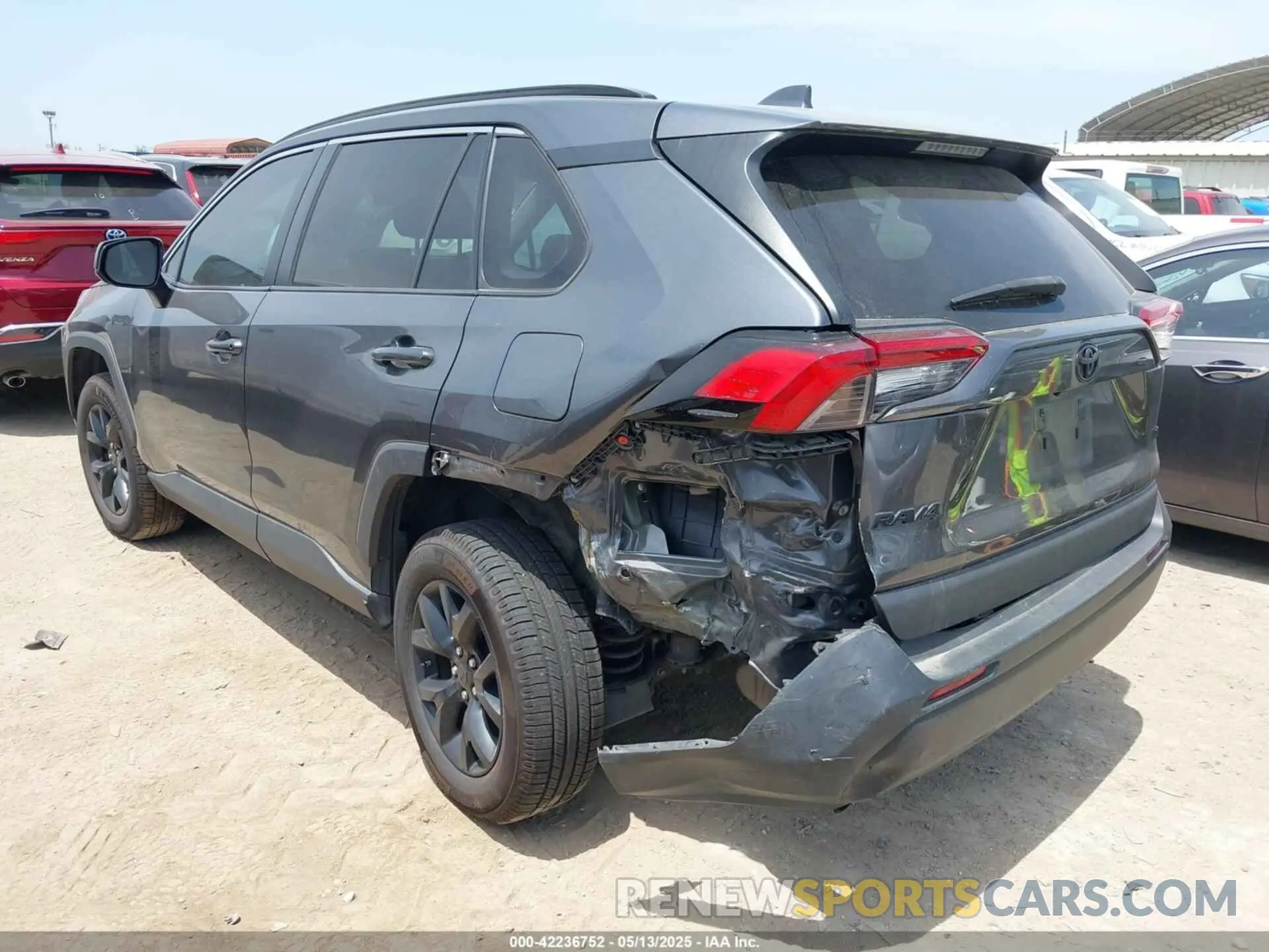 3 fotografías del automóvil dañado 2T3H1RFV5MC124355 TOYOTA RAV4 2021