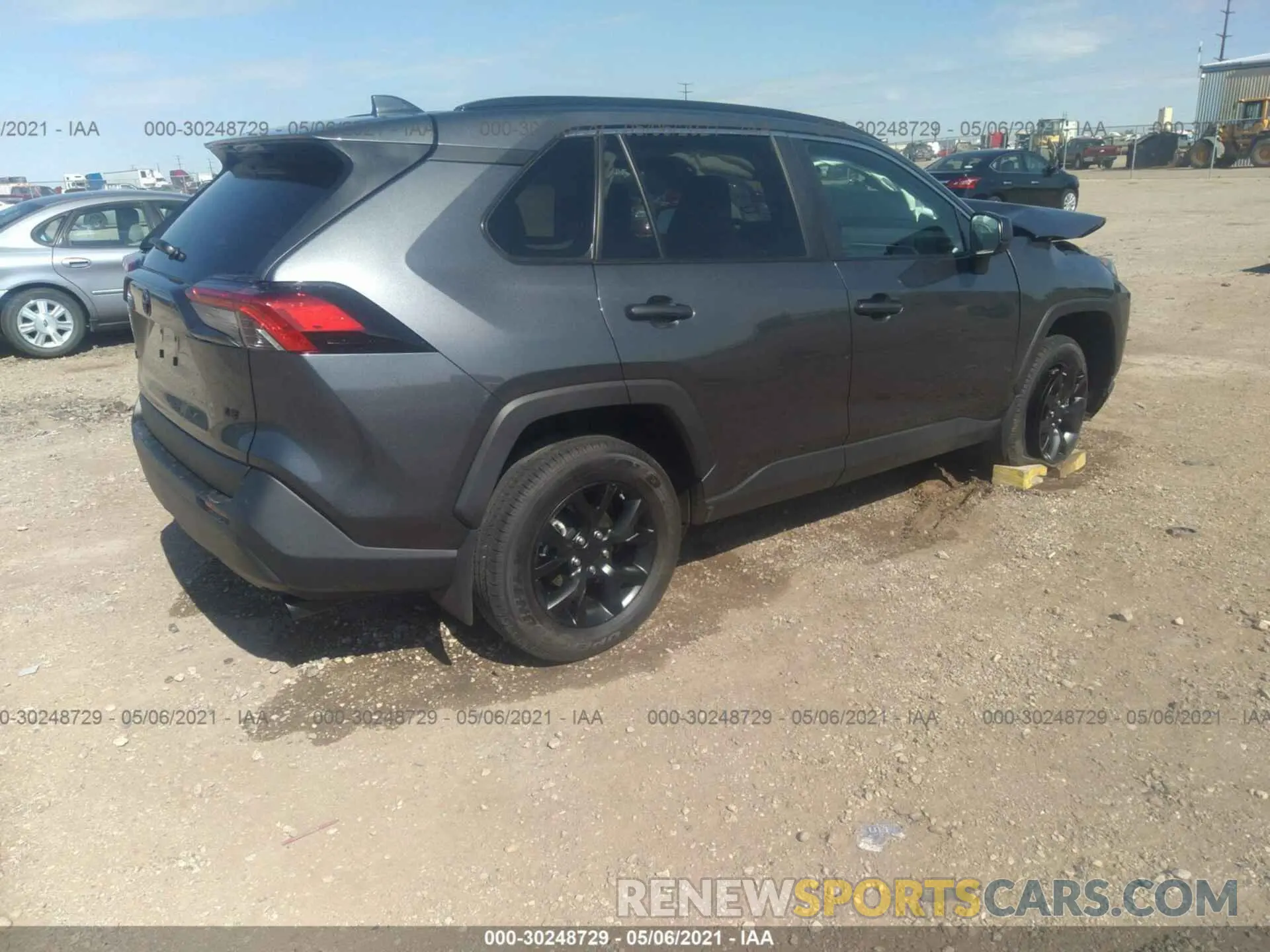 4 fotografías del automóvil dañado 2T3H1RFV5MC126042 TOYOTA RAV4 2021
