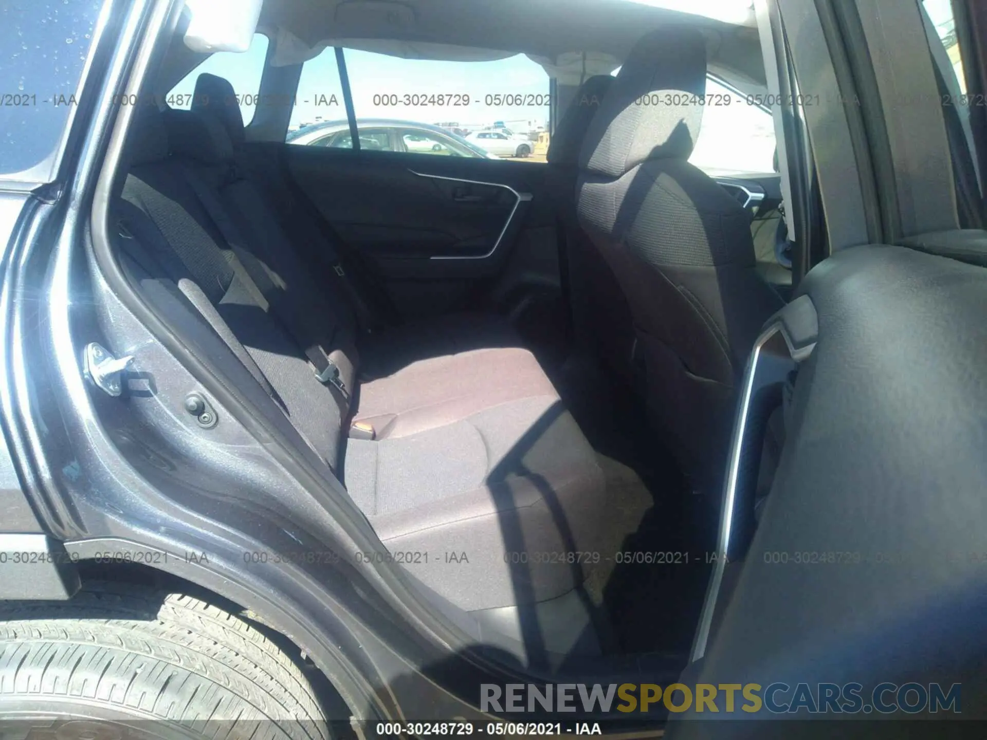 8 fotografías del automóvil dañado 2T3H1RFV5MC126042 TOYOTA RAV4 2021