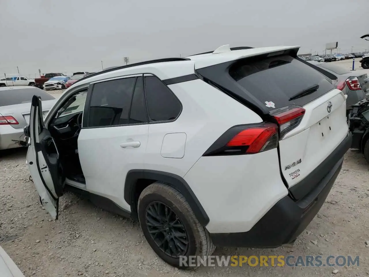2 fotografías del automóvil dañado 2T3H1RFV5MC137011 TOYOTA RAV4 2021
