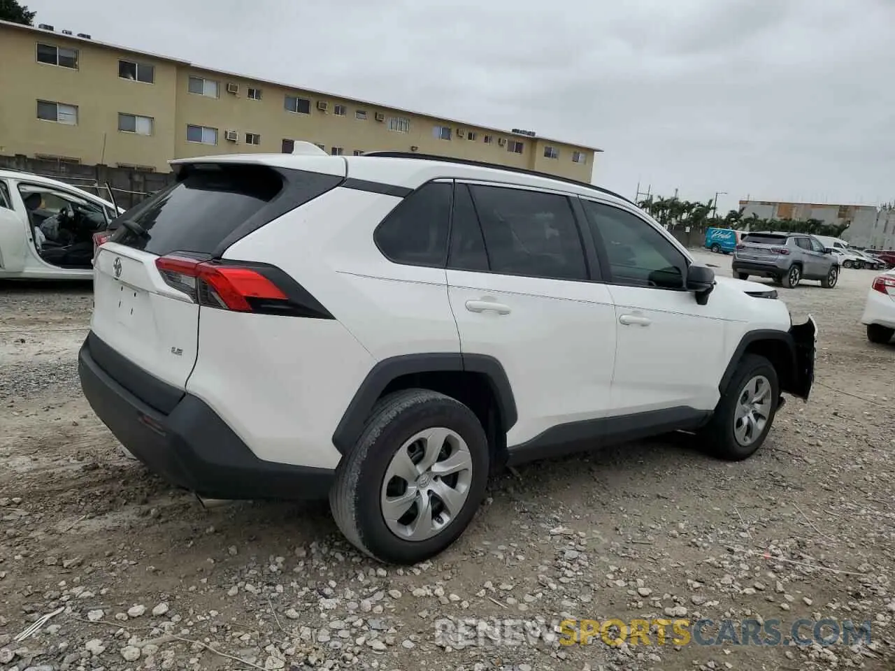 3 fotografías del automóvil dañado 2T3H1RFV6MC120380 TOYOTA RAV4 2021