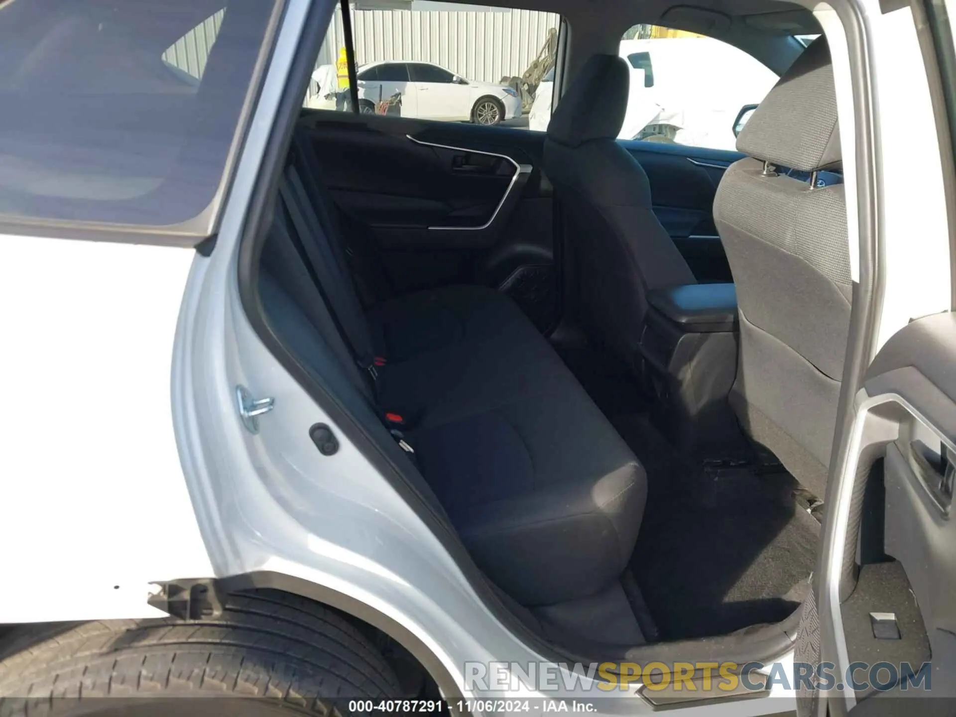 8 fotografías del automóvil dañado 2T3H1RFV6MW138893 TOYOTA RAV4 2021