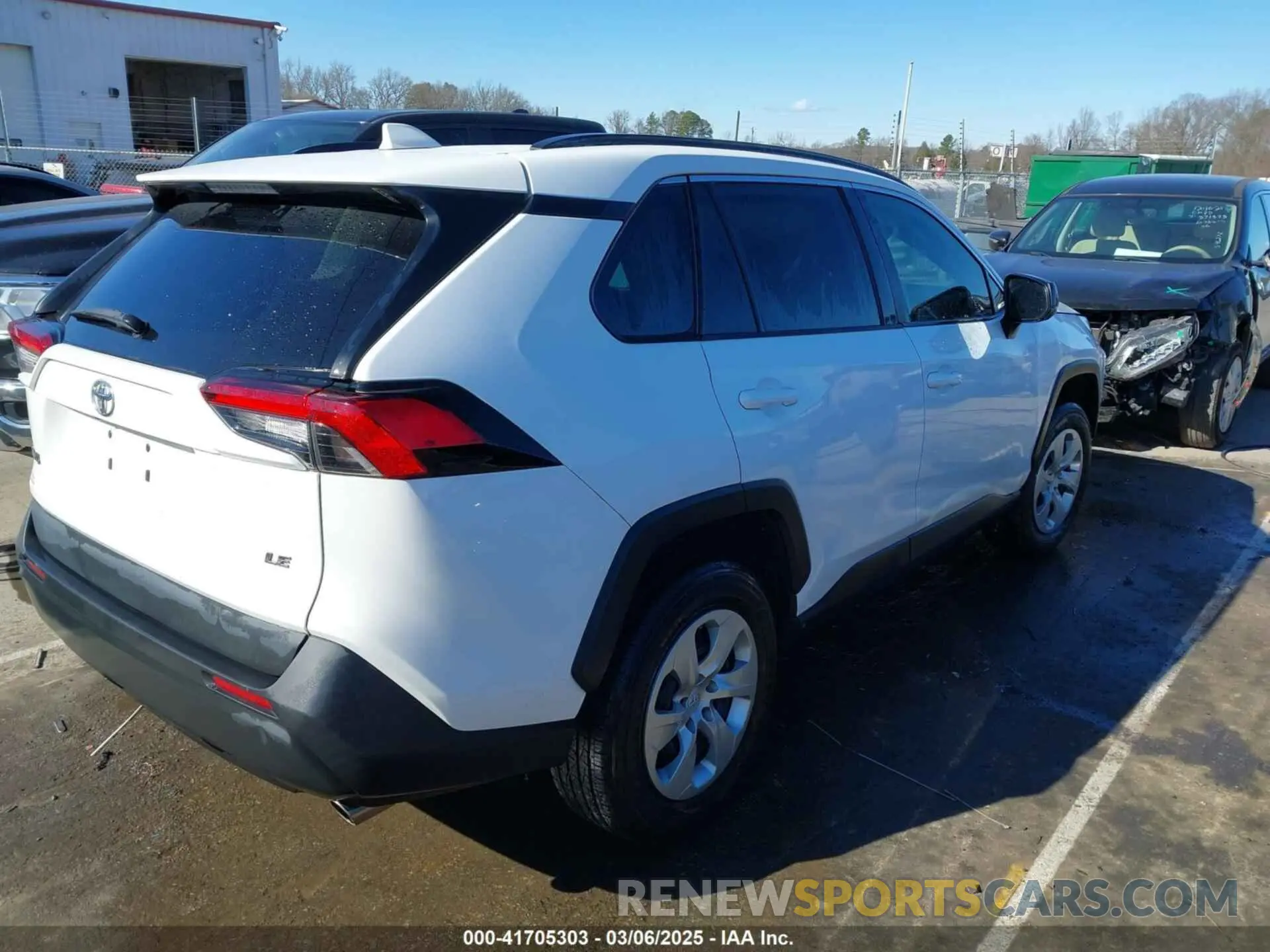 4 fotografías del automóvil dañado 2T3H1RFV7MC121831 TOYOTA RAV4 2021