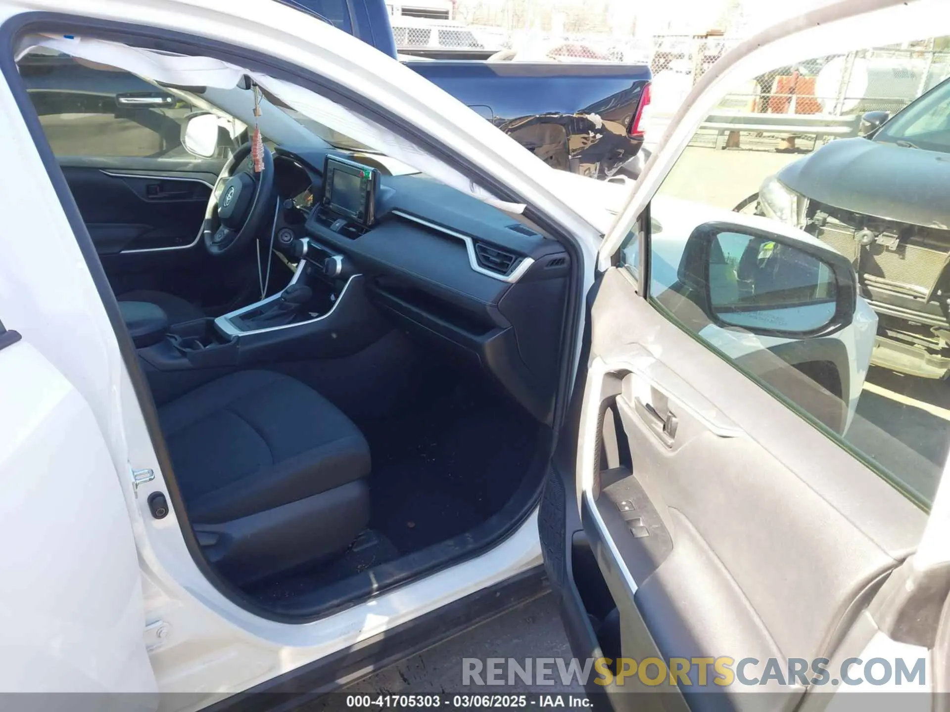 5 fotografías del automóvil dañado 2T3H1RFV7MC121831 TOYOTA RAV4 2021