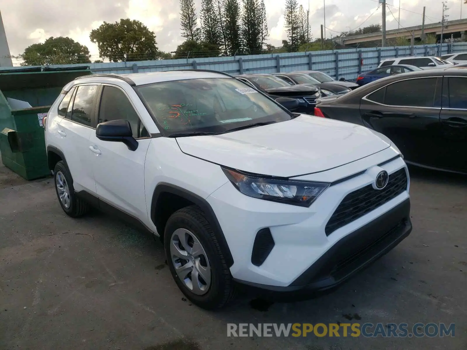 1 fotografías del automóvil dañado 2T3H1RFV8MC097393 TOYOTA RAV4 2021