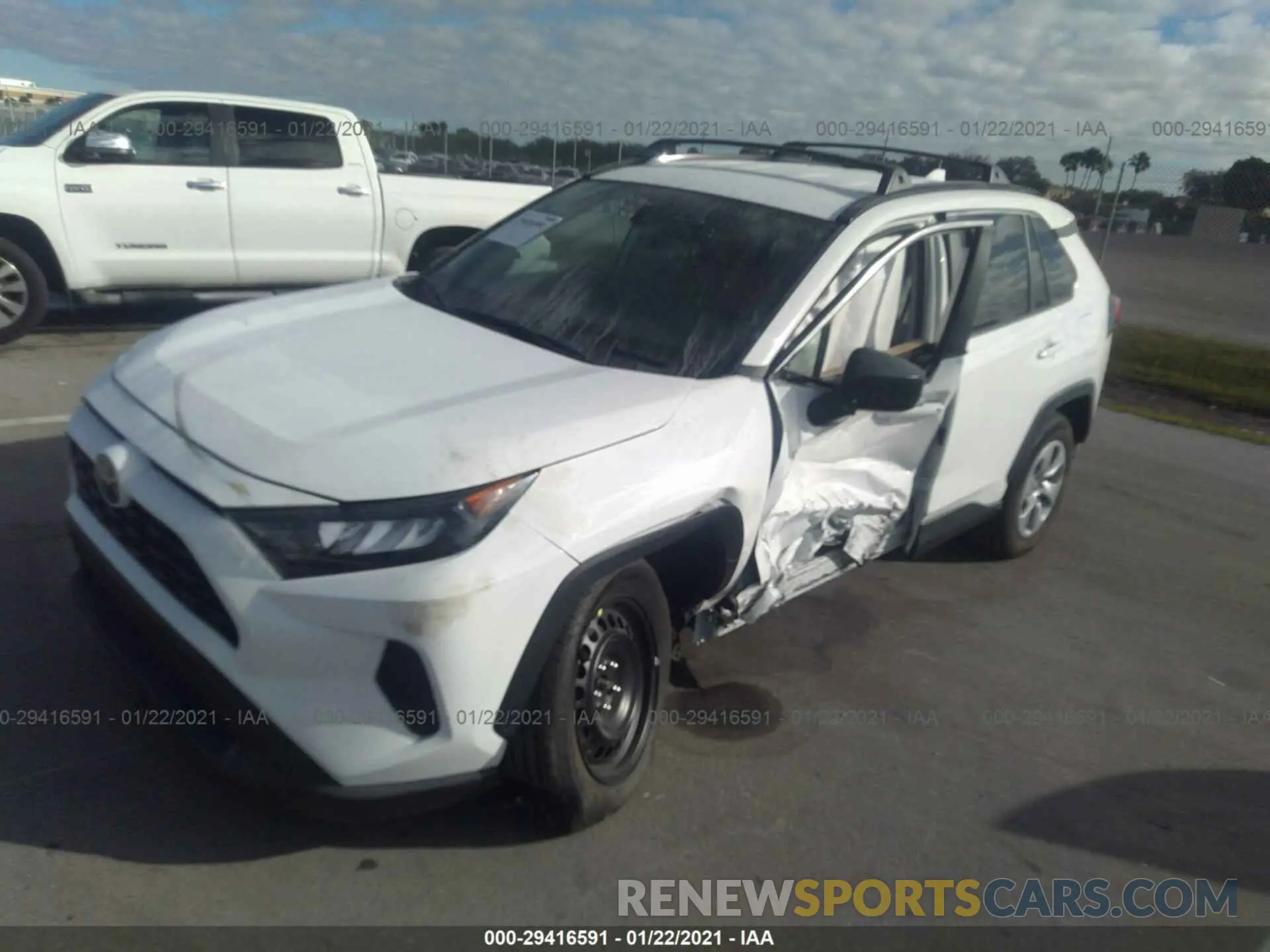 2 fotografías del automóvil dañado 2T3H1RFV8MW120041 TOYOTA RAV4 2021
