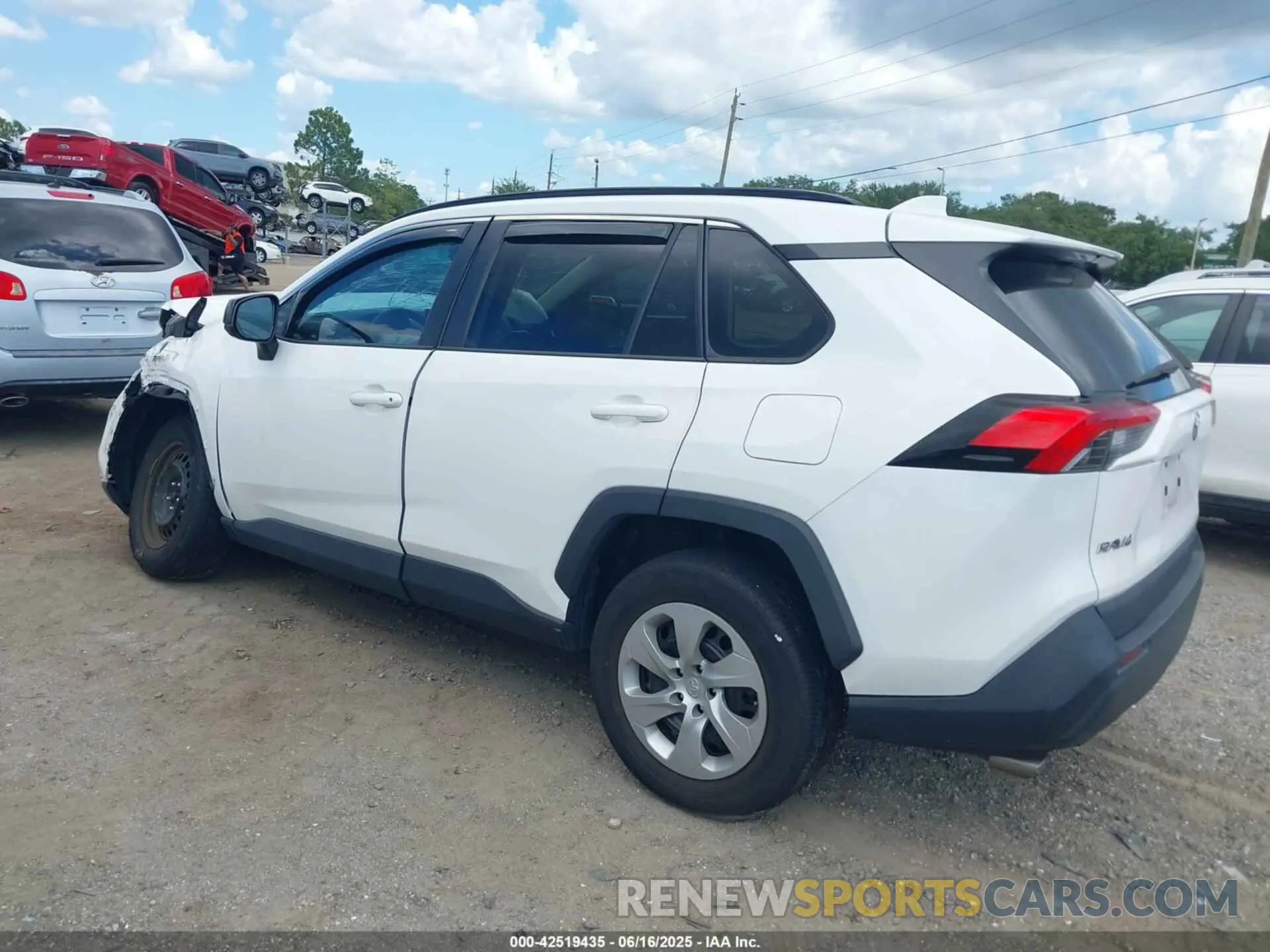 3 fotografías del automóvil dañado 2T3H1RFV8MW182801 TOYOTA RAV4 2021