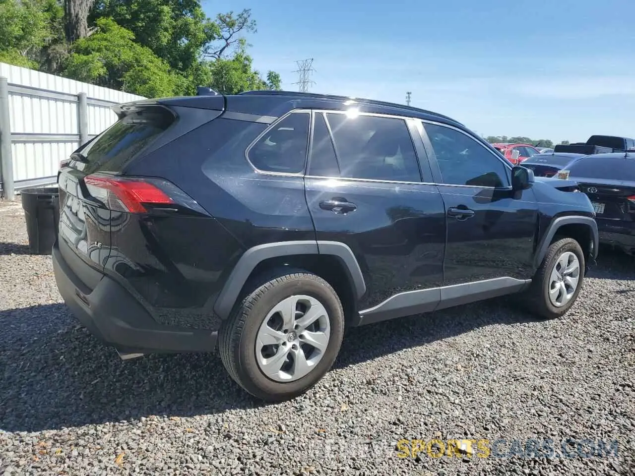 3 fotografías del automóvil dañado 2T3H1RFV9MC156659 TOYOTA RAV4 2021