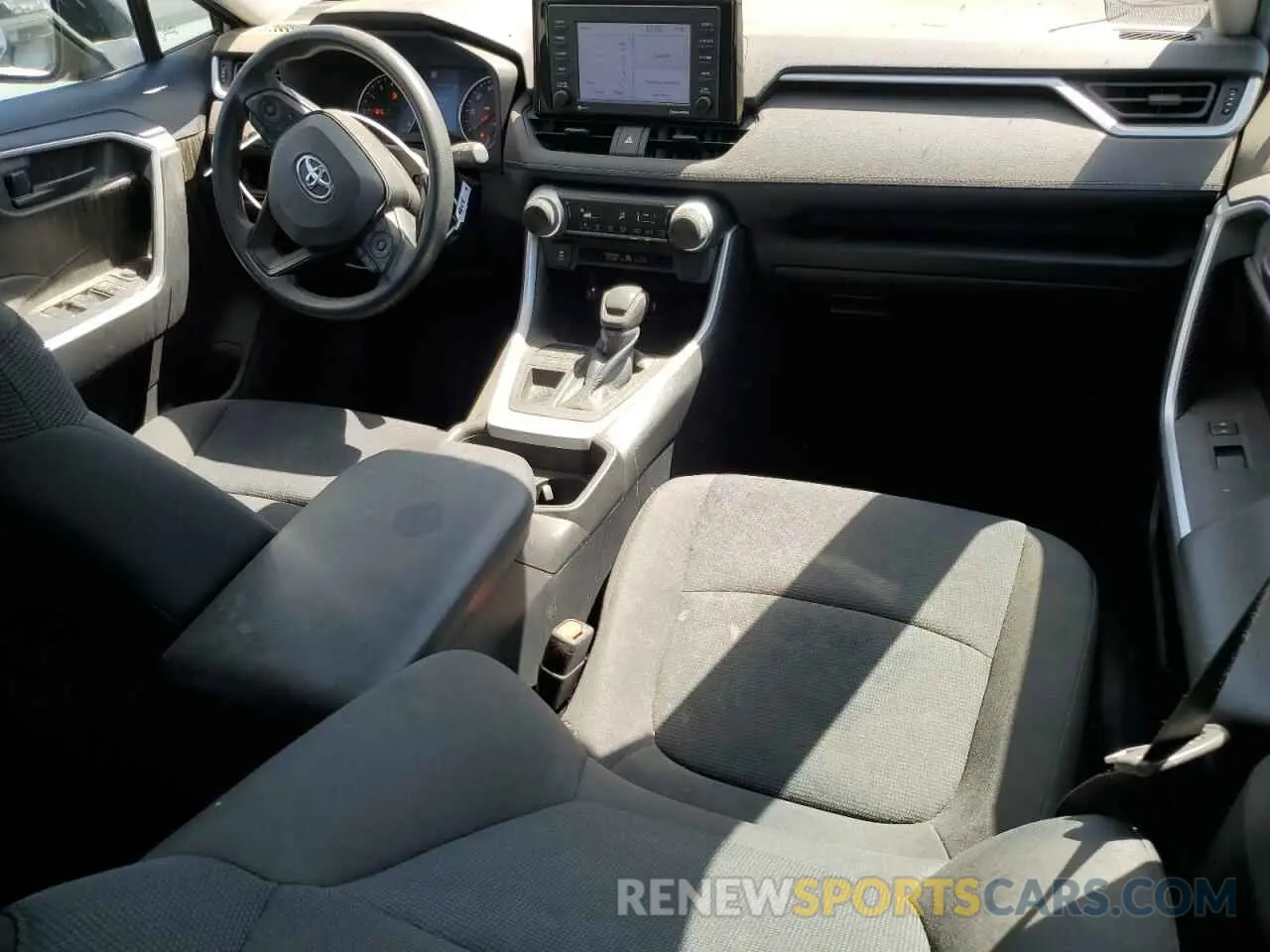 8 fotografías del automóvil dañado 2T3H1RFV9MC167614 TOYOTA RAV4 2021