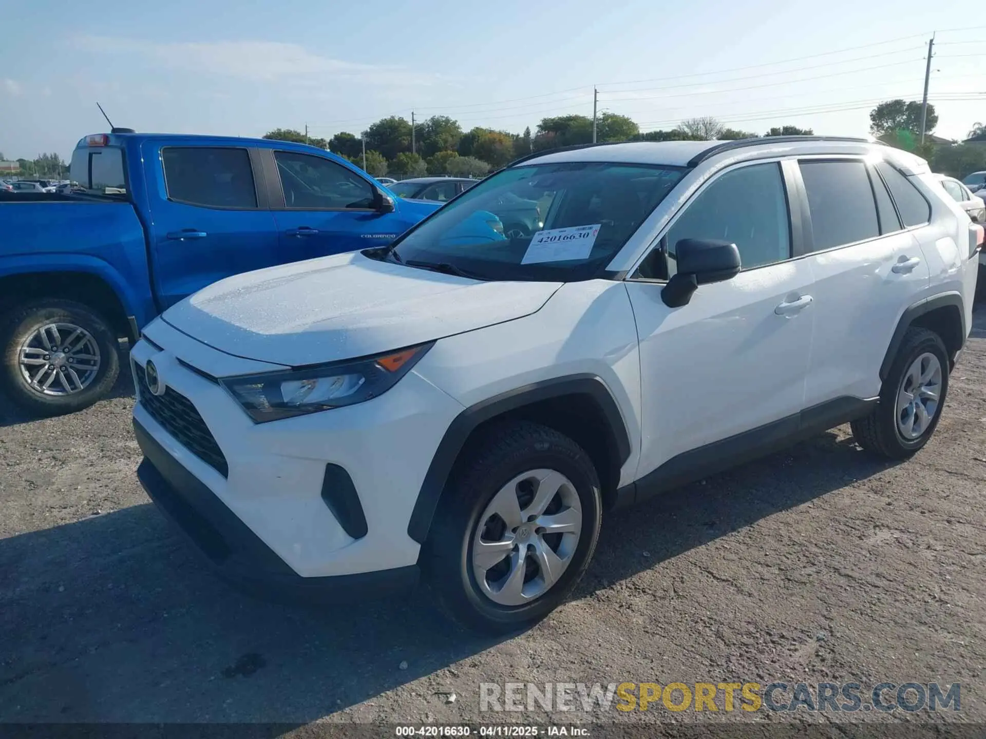 2 fotografías del automóvil dañado 2T3H1RFV9MW105564 TOYOTA RAV4 2021