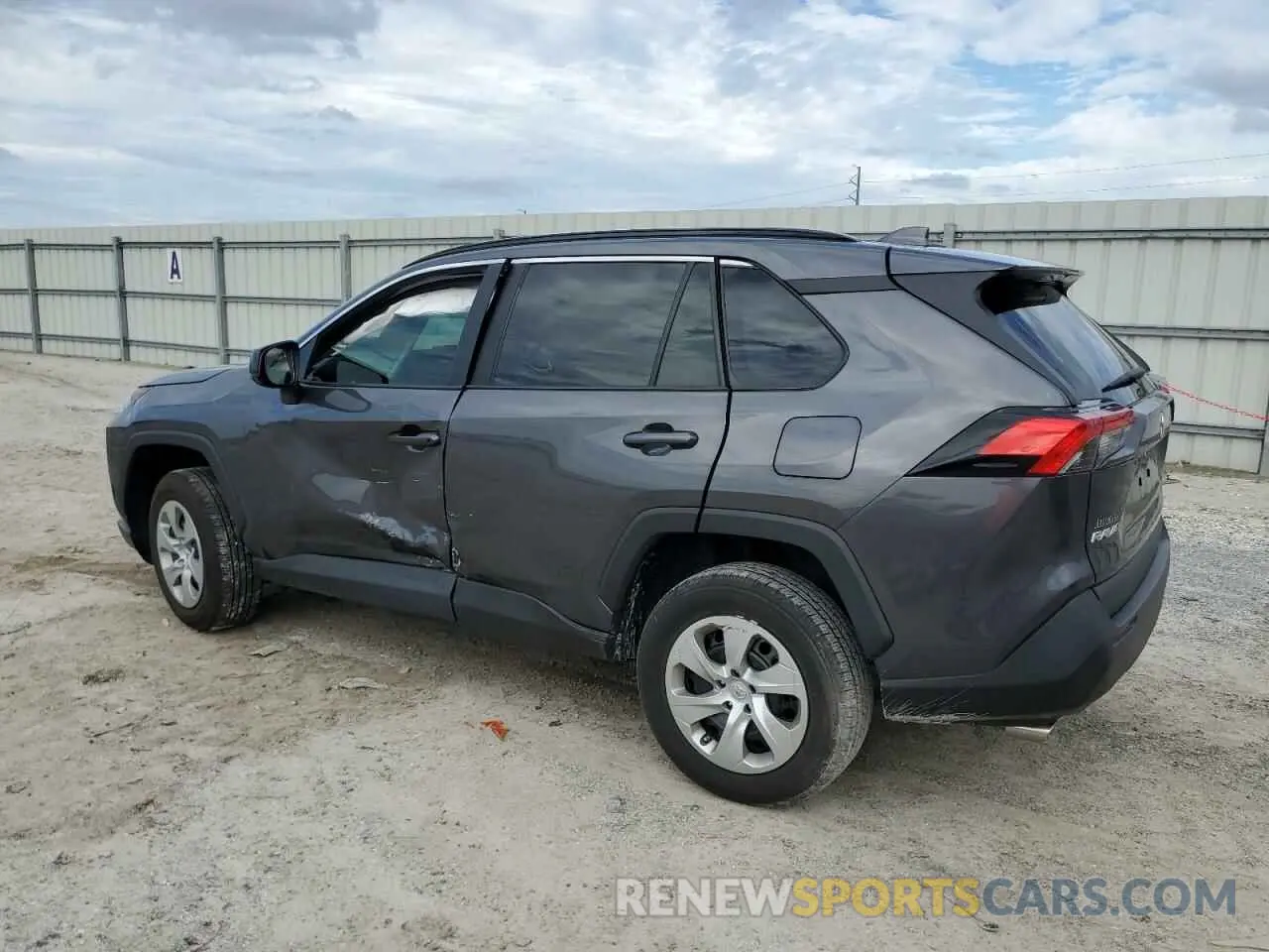 2 fotografías del automóvil dañado 2T3H1RFV9MW166154 TOYOTA RAV4 2021