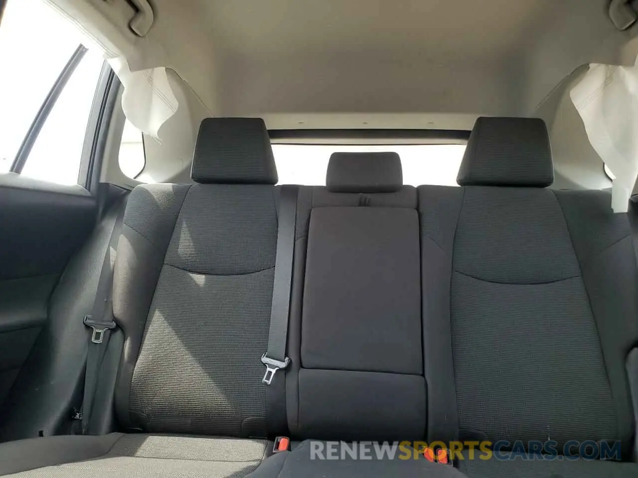 10 fotografías del automóvil dañado 2T3H1RFVXMC113951 TOYOTA RAV4 2021