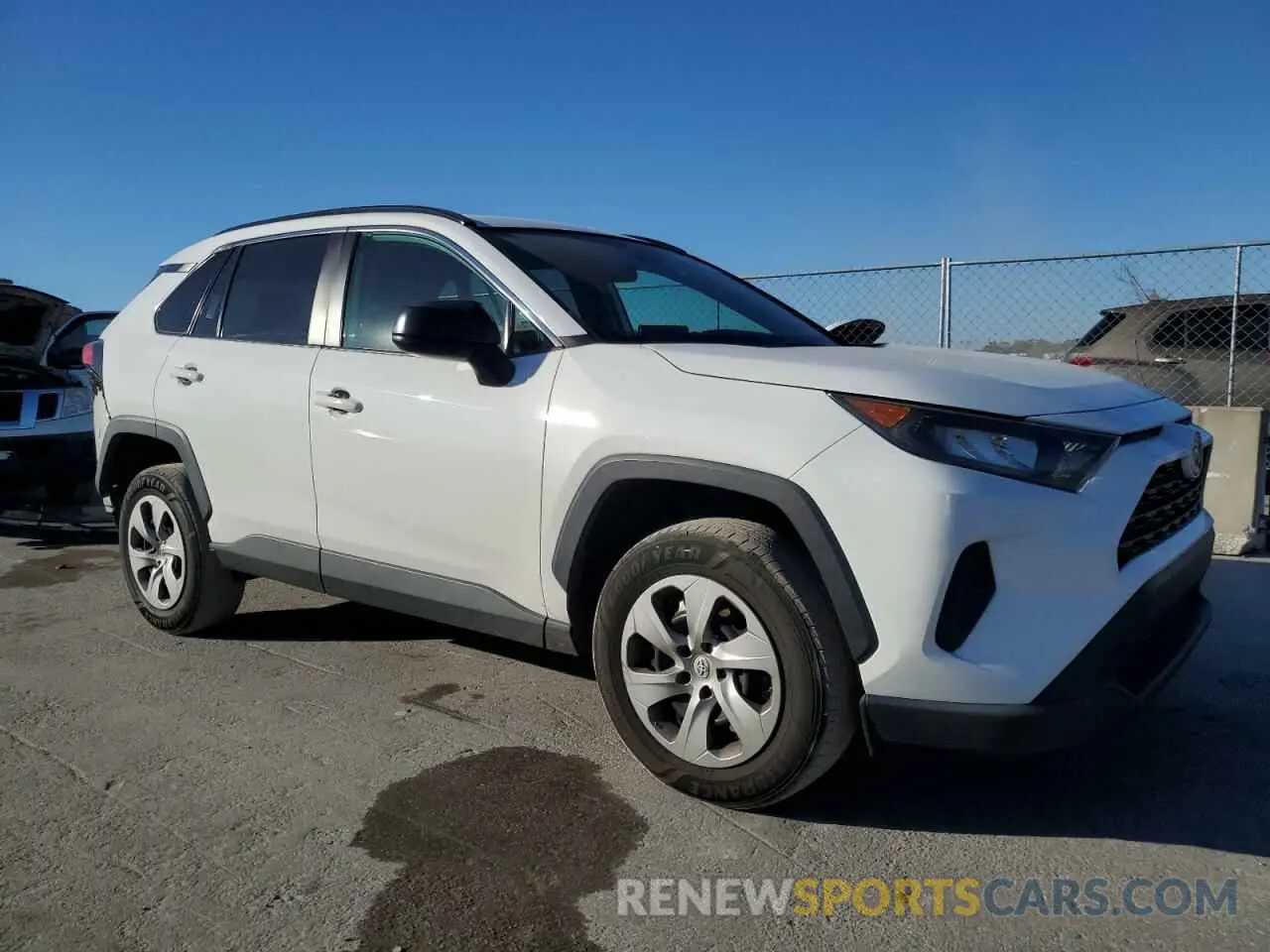 4 fotografías del automóvil dañado 2T3H1RFVXMC143371 TOYOTA RAV4 2021