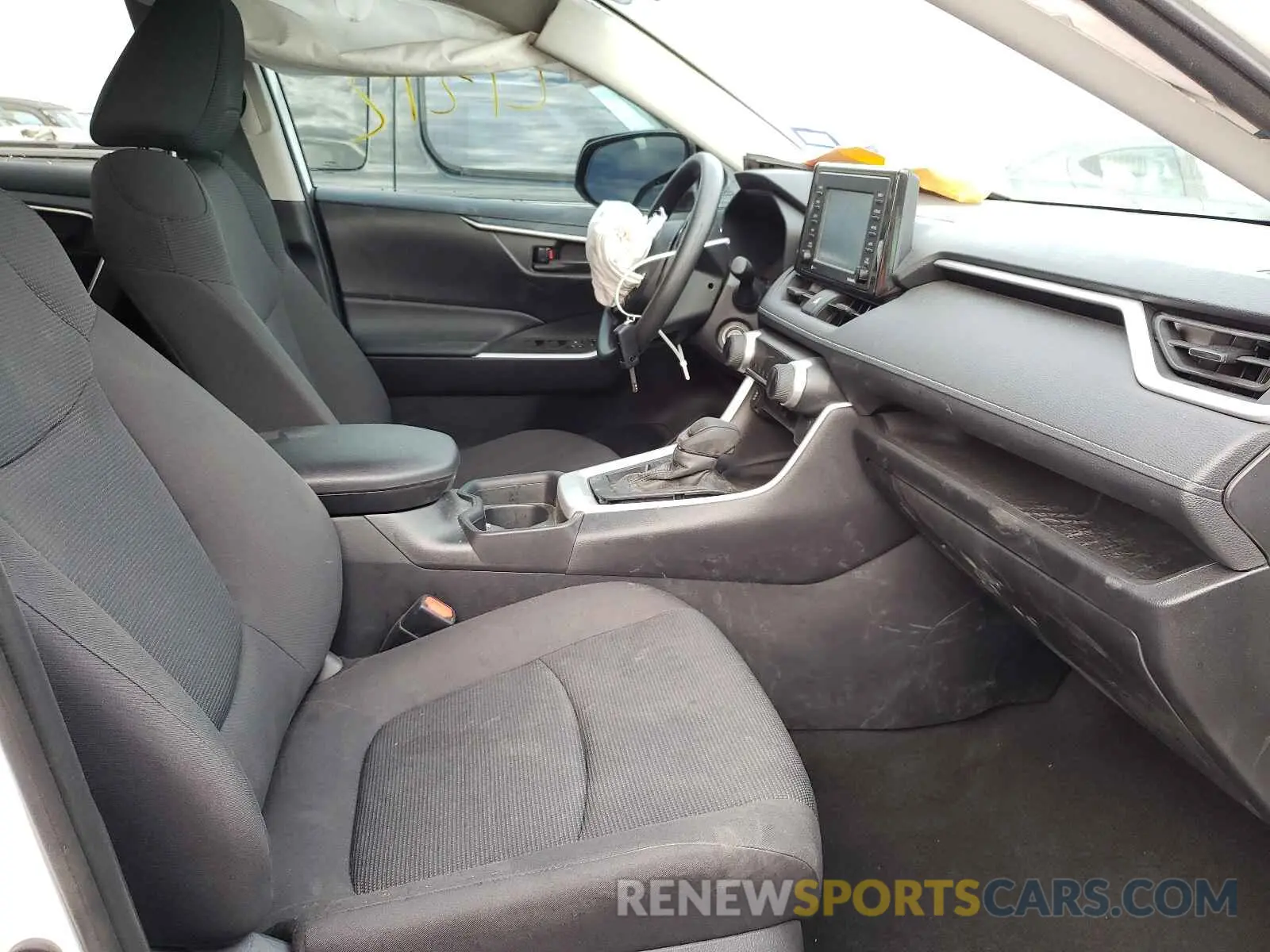 5 fotografías del automóvil dañado 2T3H1RFVXMC151468 TOYOTA RAV4 2021
