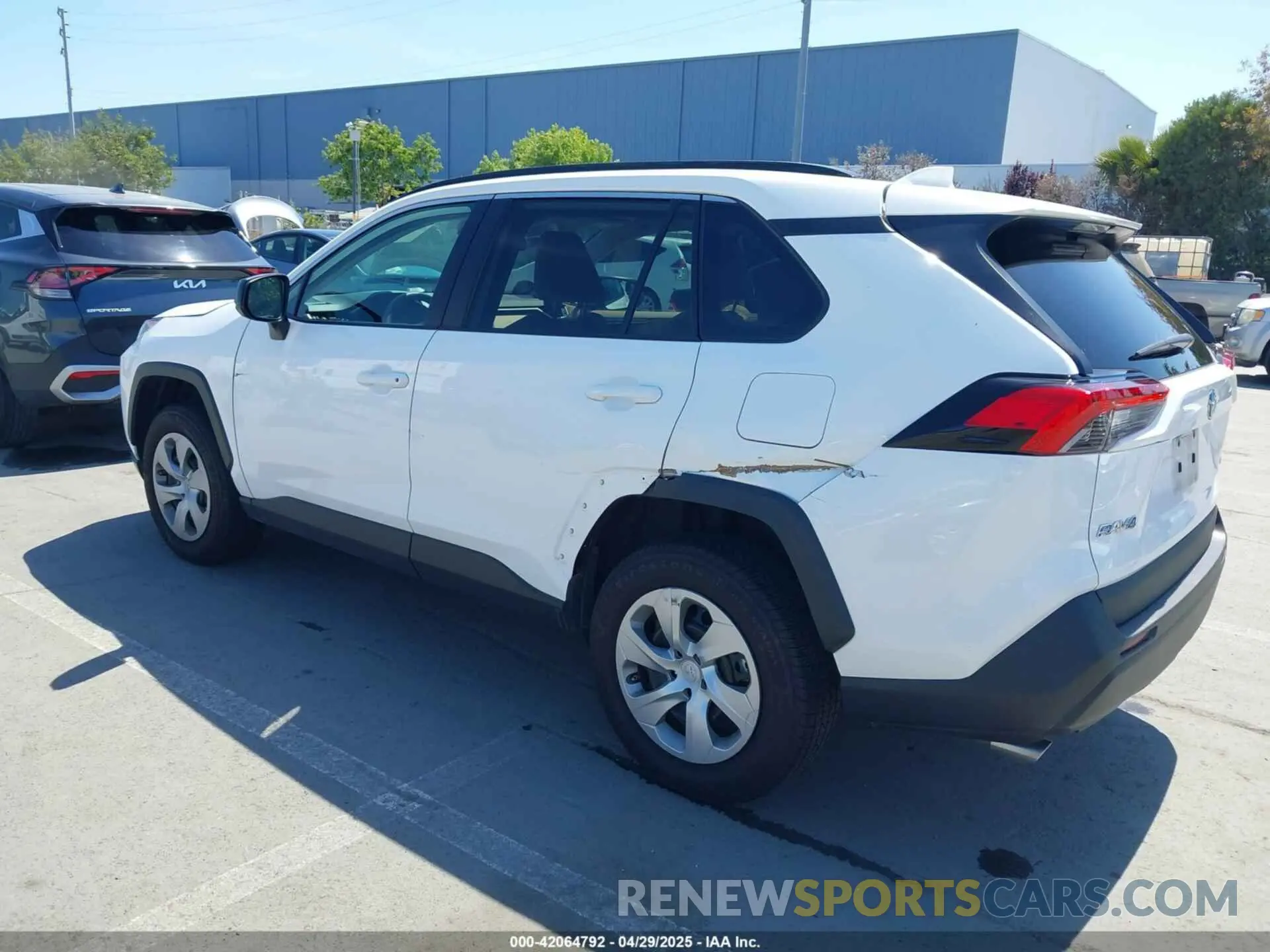 3 fotografías del automóvil dañado 2T3H1RFVXMC170800 TOYOTA RAV4 2021