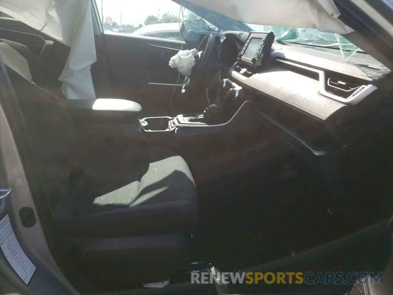 5 fotografías del automóvil dañado 2T3H1RFVXMW138637 TOYOTA RAV4 2021
