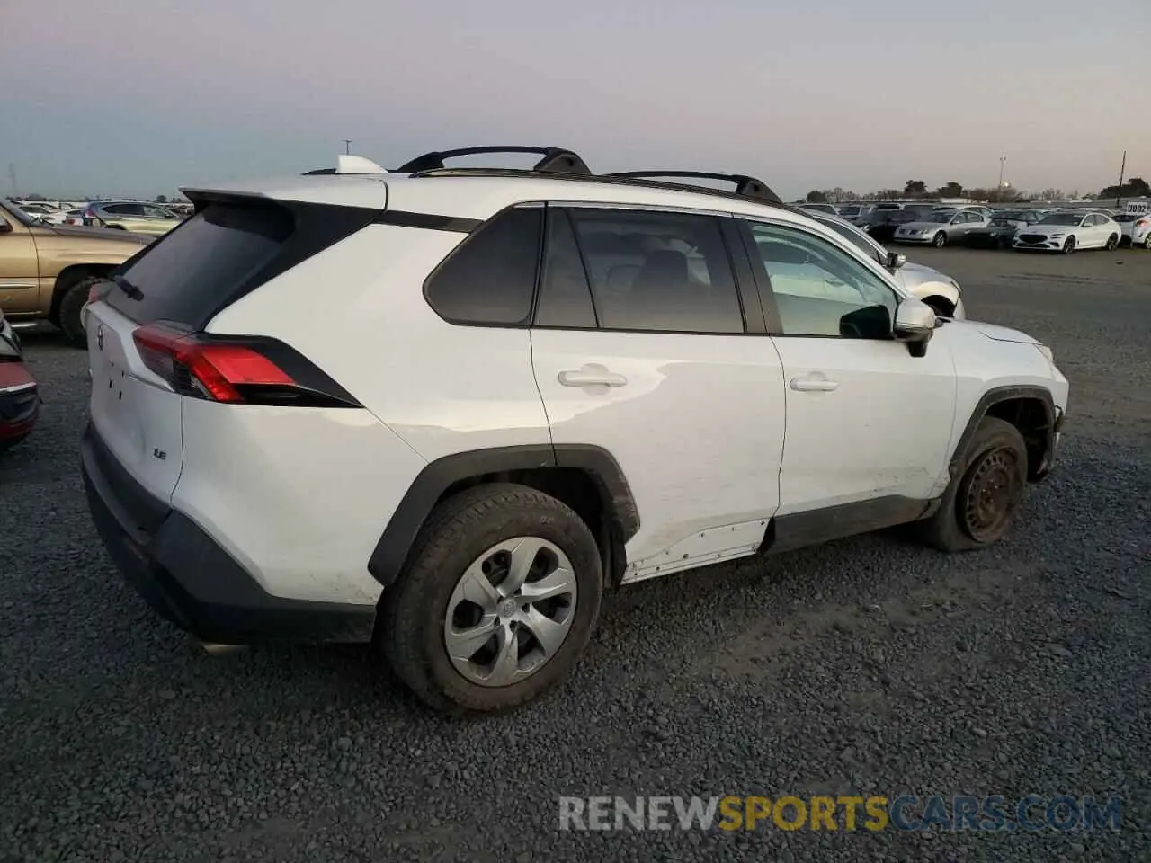 3 fotografías del automóvil dañado 2T3K1RFV4MC095954 TOYOTA RAV4 2021