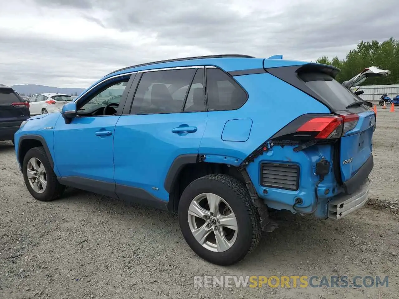 2 fotografías del automóvil dañado 2T3M6RFV0MW018636 TOYOTA RAV4 2021