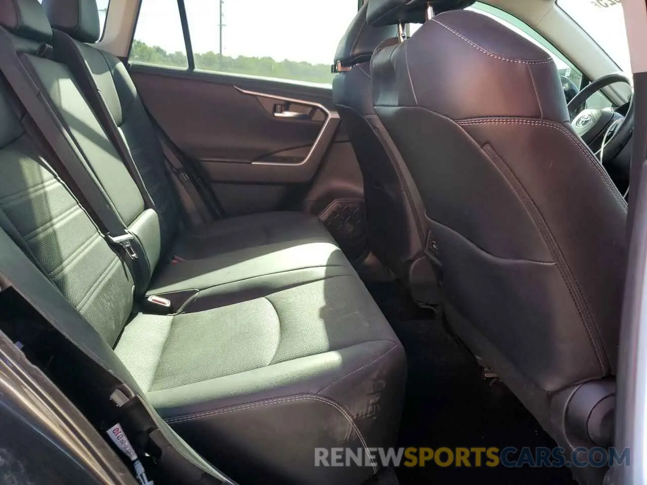 11 fotografías del automóvil dañado 2T3N1RFV6MC145850 TOYOTA RAV4 2021