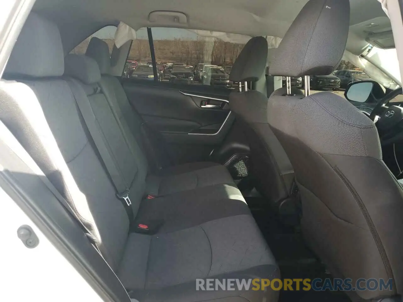 11 fotografías del automóvil dañado 2T3P1RFV0MC154424 TOYOTA RAV4 2021