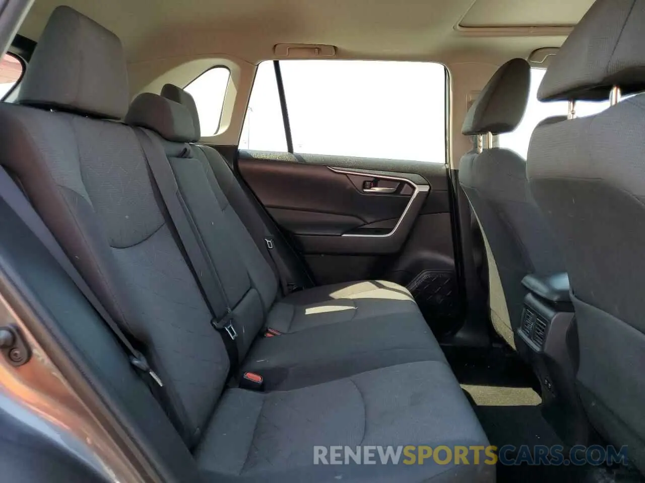 10 fotografías del automóvil dañado 2T3P1RFV0MC205162 TOYOTA RAV4 2021