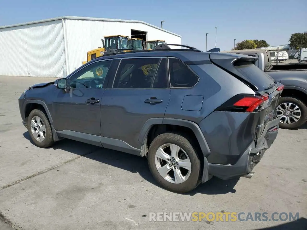 2 fotografías del automóvil dañado 2T3P1RFV0MC205162 TOYOTA RAV4 2021