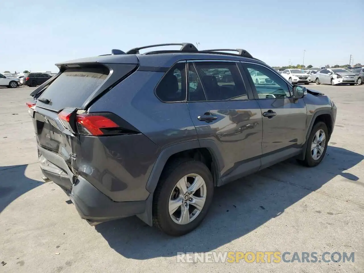 3 fotografías del automóvil dañado 2T3P1RFV0MC205162 TOYOTA RAV4 2021