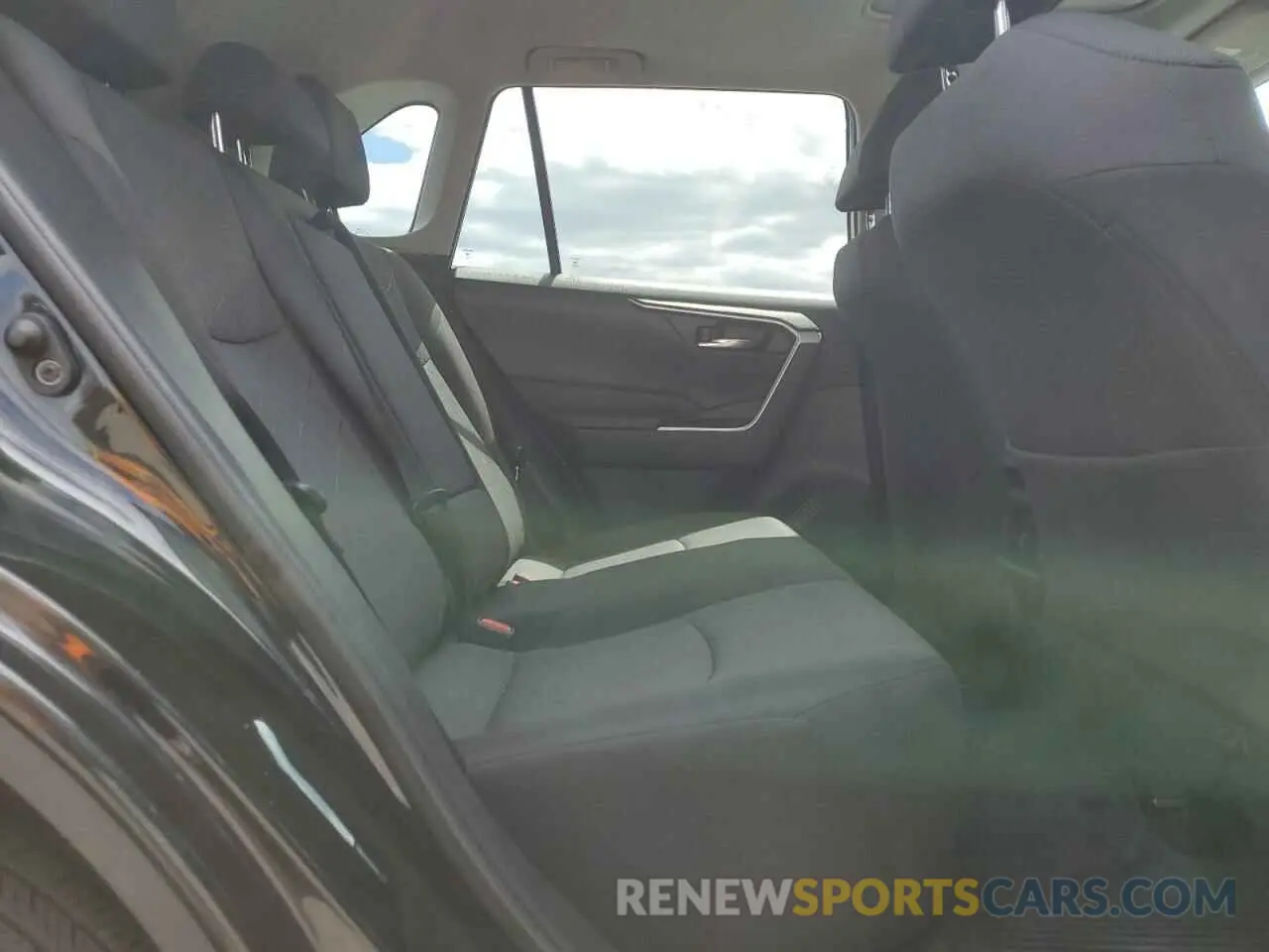 11 fotografías del automóvil dañado 2T3P1RFV0MW183209 TOYOTA RAV4 2021