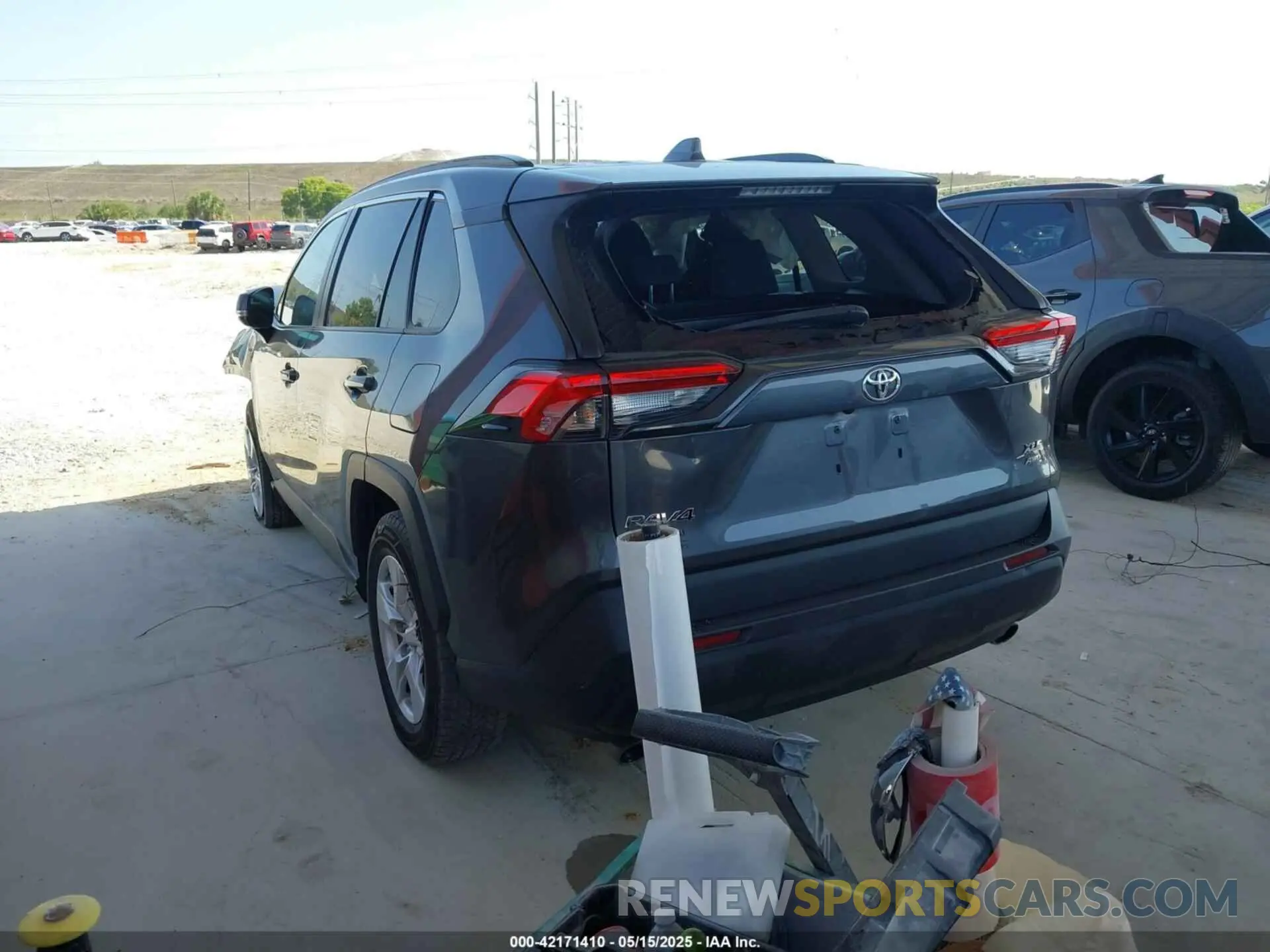 3 fotografías del automóvil dañado 2T3P1RFV0MW186157 TOYOTA RAV4 2021