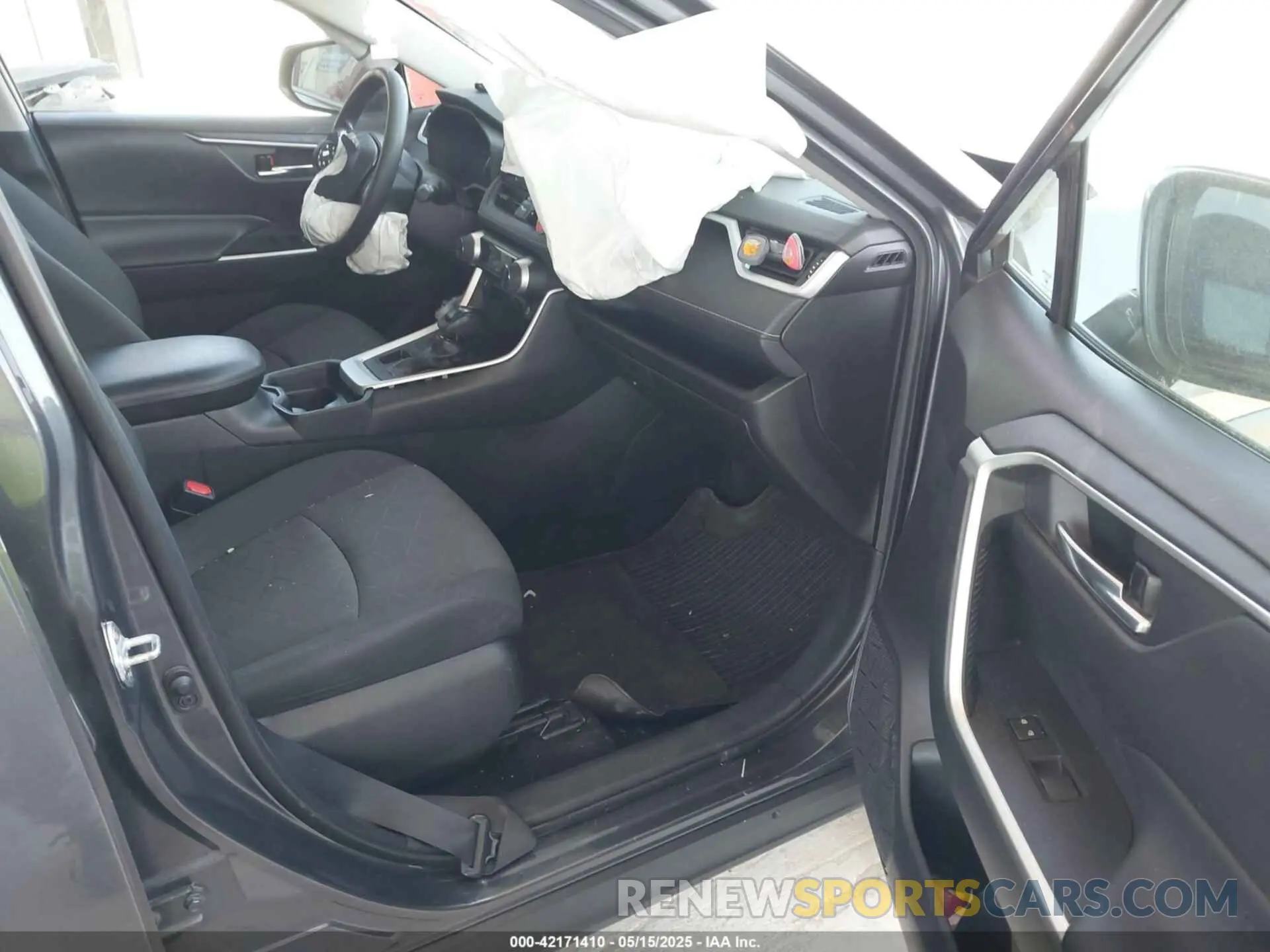 5 fotografías del automóvil dañado 2T3P1RFV0MW186157 TOYOTA RAV4 2021
