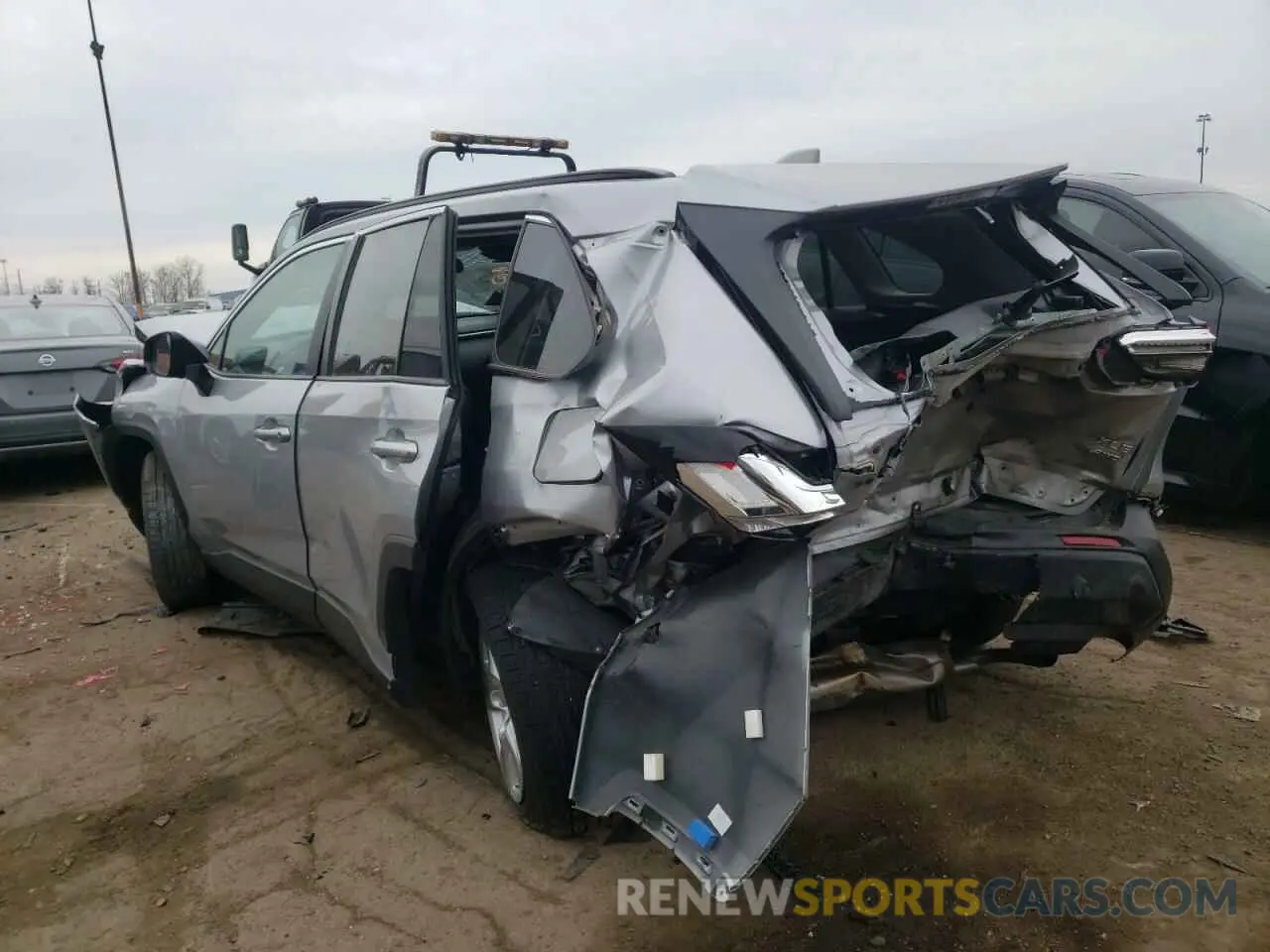 3 fotografías del automóvil dañado 2T3P1RFV0MW214104 TOYOTA RAV4 2021