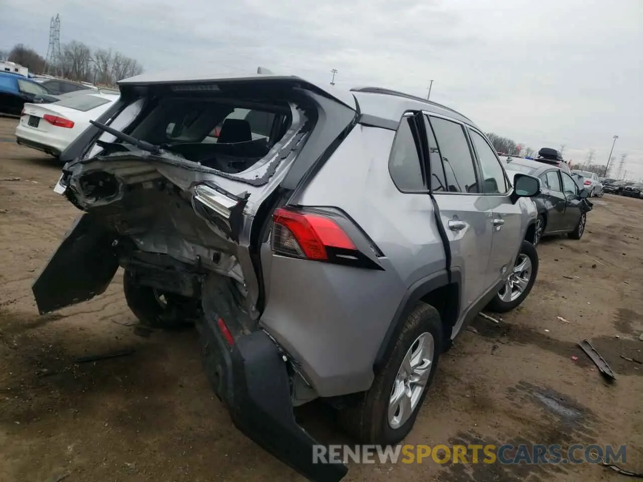 4 fotografías del automóvil dañado 2T3P1RFV0MW214104 TOYOTA RAV4 2021