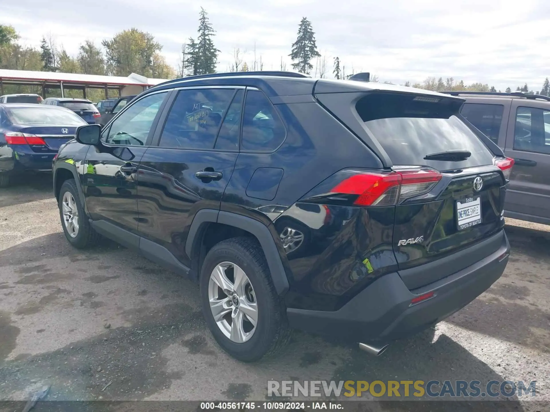 3 fotografías del automóvil dañado 2T3P1RFV0MW219447 TOYOTA RAV4 2021