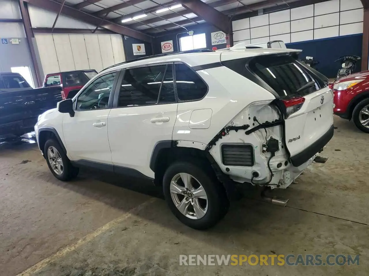 2 fotografías del automóvil dañado 2T3P1RFV1MC181308 TOYOTA RAV4 2021