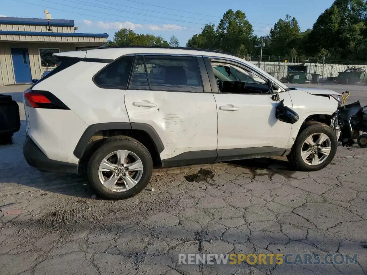 3 fotografías del automóvil dañado 2T3P1RFV2MC244559 TOYOTA RAV4 2021