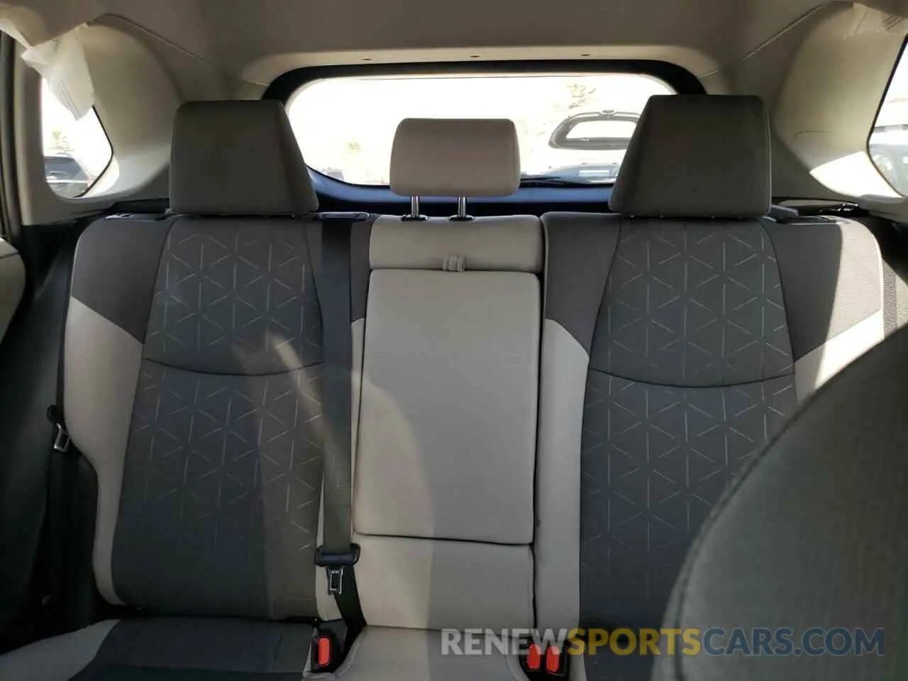10 fotografías del automóvil dañado 2T3P1RFV2MC246098 TOYOTA RAV4 2021