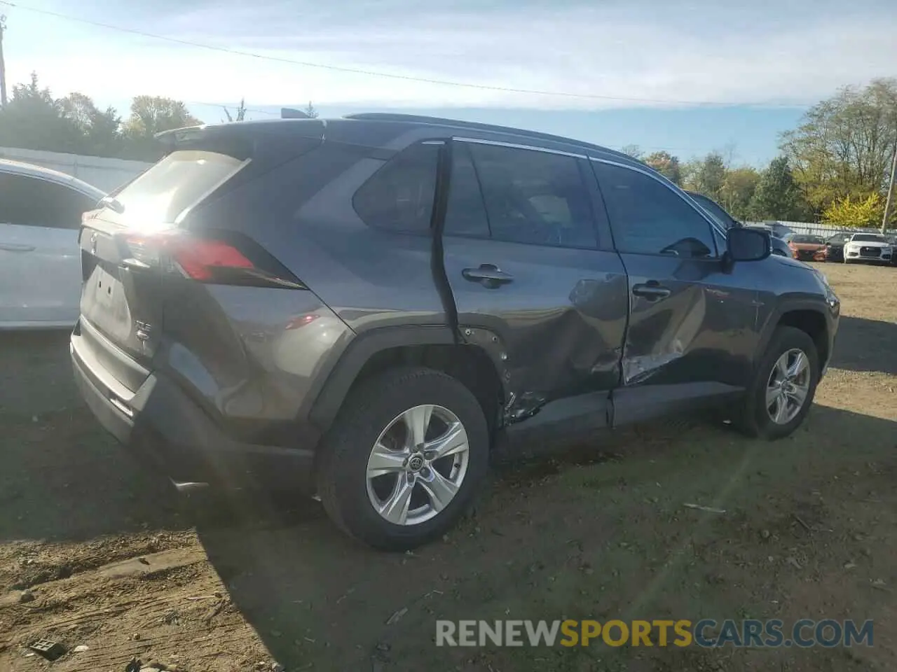 3 fotografías del automóvil dañado 2T3P1RFV2MC255030 TOYOTA RAV4 2021