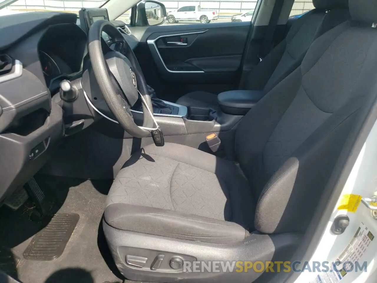 7 fotografías del automóvil dañado 2T3P1RFV2MW156688 TOYOTA RAV4 2021