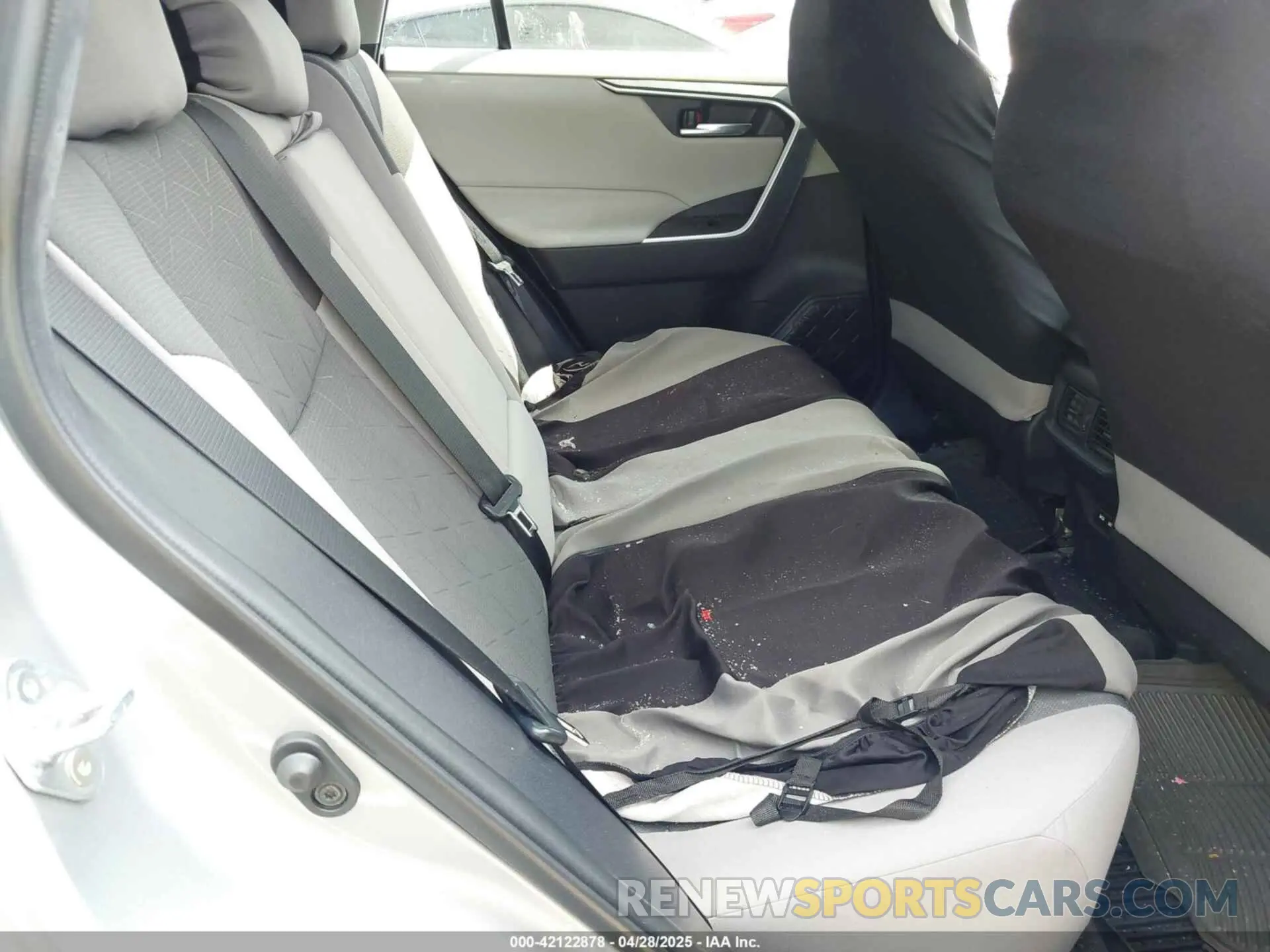 8 fotografías del automóvil dañado 2T3P1RFV3MC167877 TOYOTA RAV4 2021