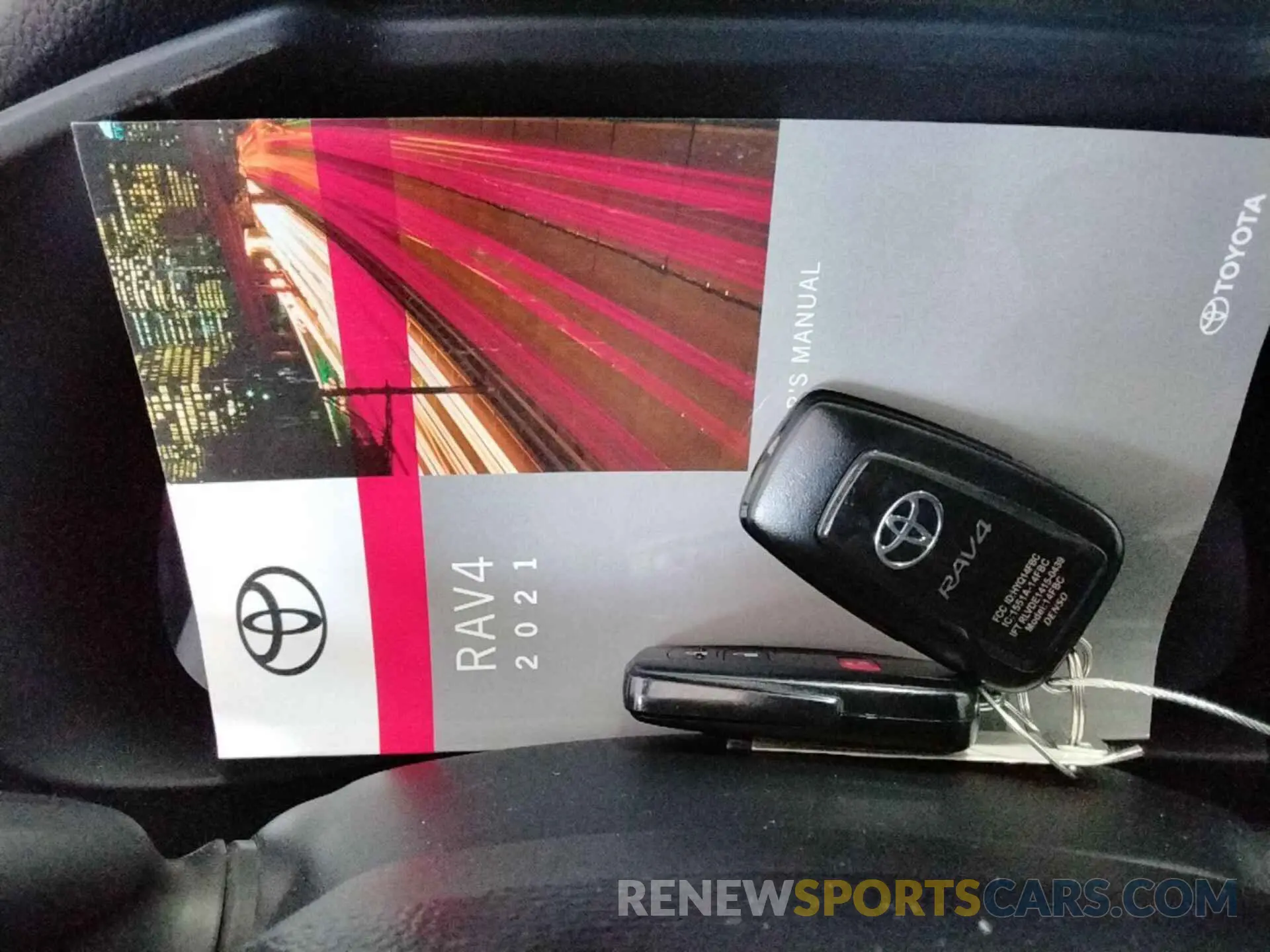 24 fotografías del automóvil dañado 2T3P1RFV3MC236129 TOYOTA RAV4 2021