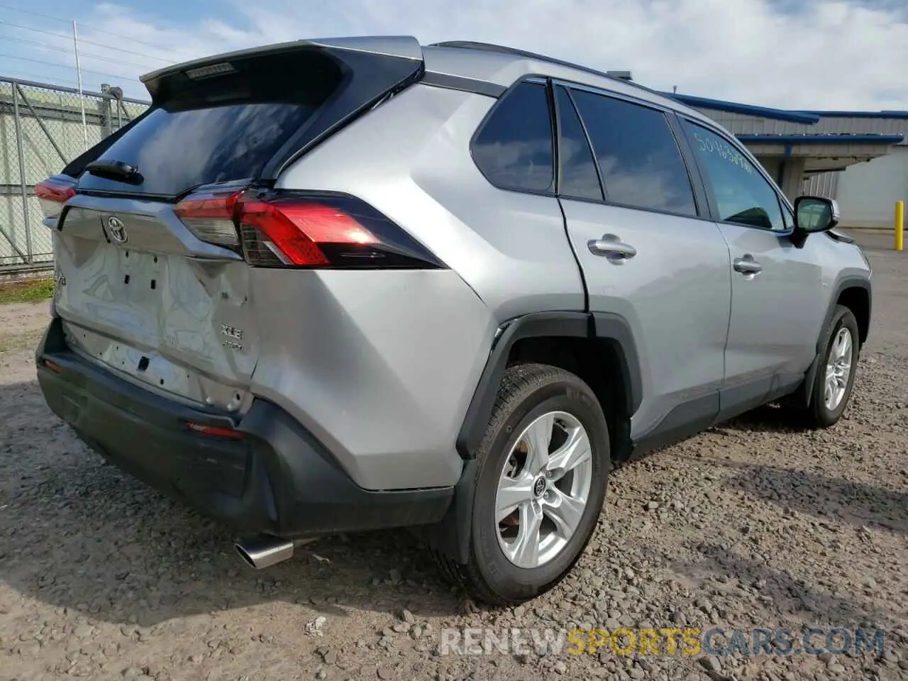 4 fotografías del automóvil dañado 2T3P1RFV3MW147756 TOYOTA RAV4 2021