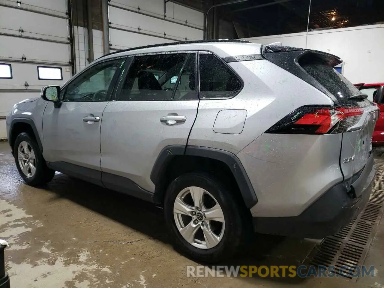 2 fotografías del automóvil dañado 2T3P1RFV3MW152116 TOYOTA RAV4 2021