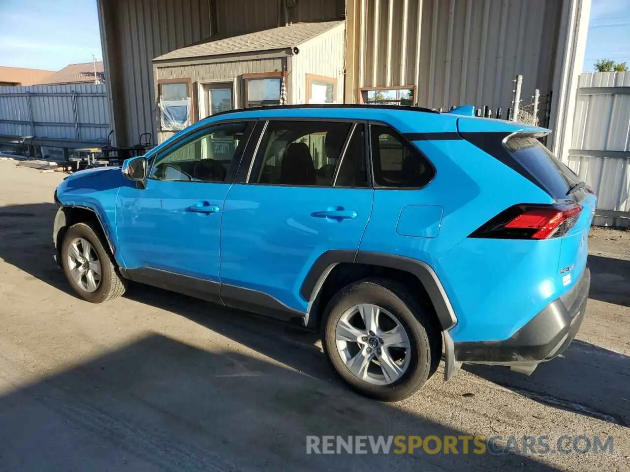2 fotografías del automóvil dañado 2T3P1RFV3MW167229 TOYOTA RAV4 2021