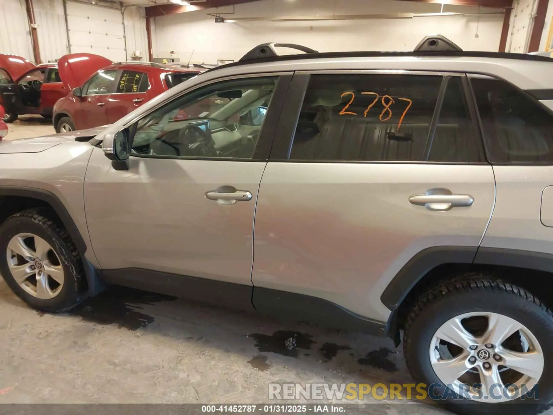 14 fotografías del automóvil dañado 2T3P1RFV4MC177270 TOYOTA RAV4 2021